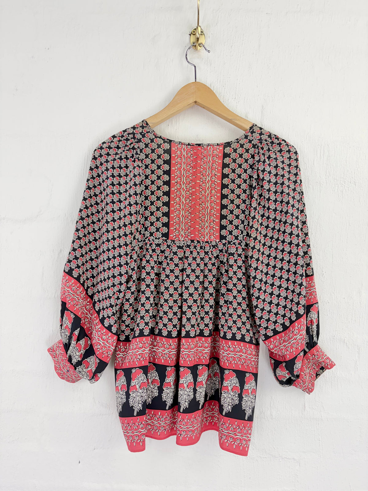 Ulla Johnson Black & Peach Floral Patterned Silk Blouse - AU8/10