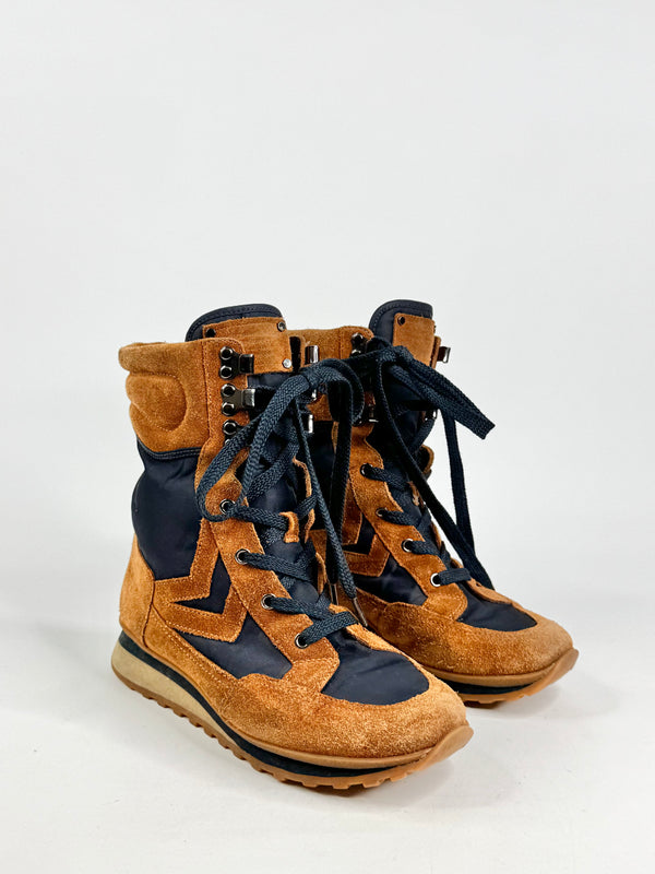 Marc by Marc Jacobs Tan & Blue Suede Hiking Boots - EU36.5