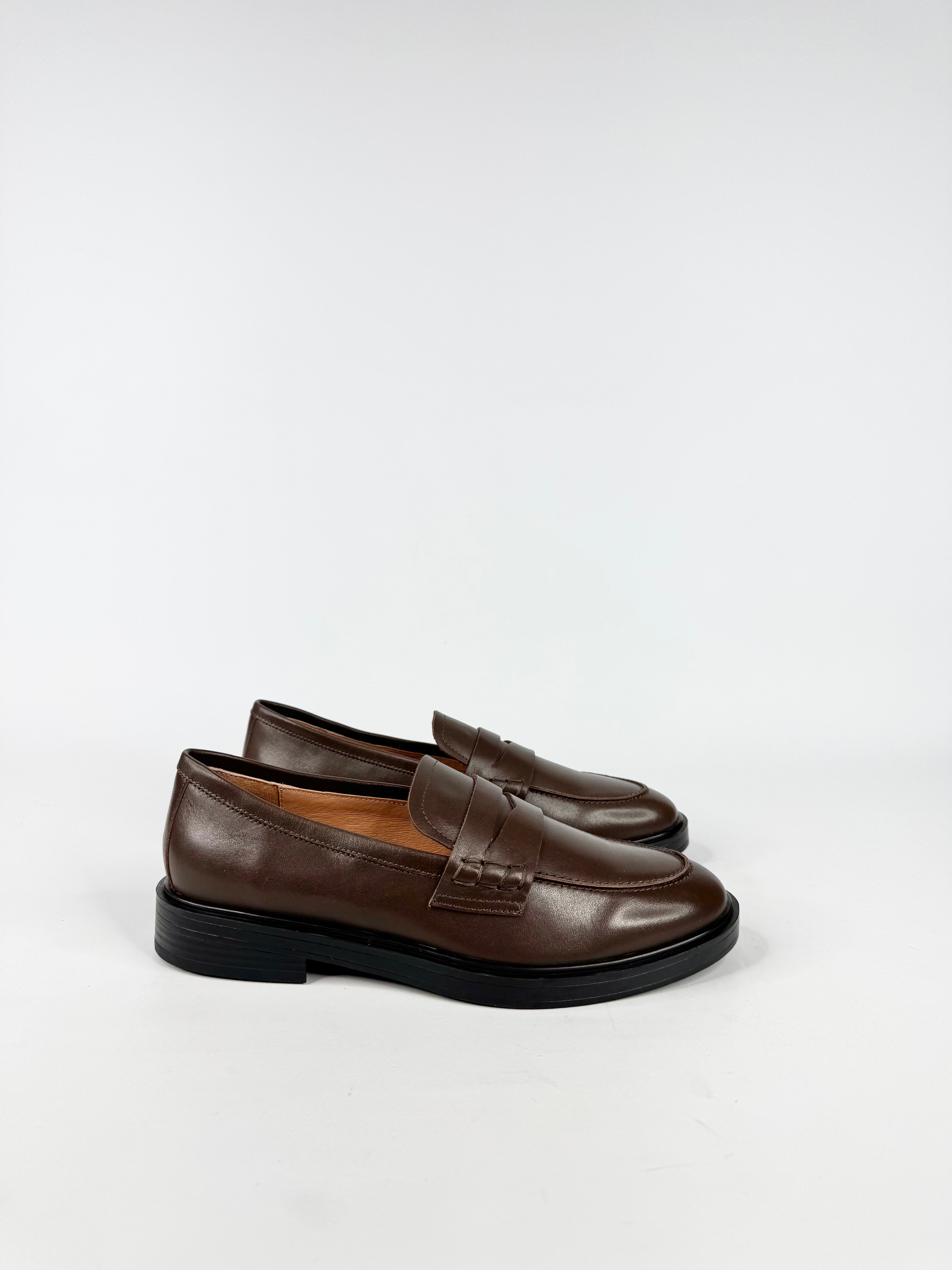 MFW Diana Ferrari Sienza Dark Choc Leather Loafers - EU37