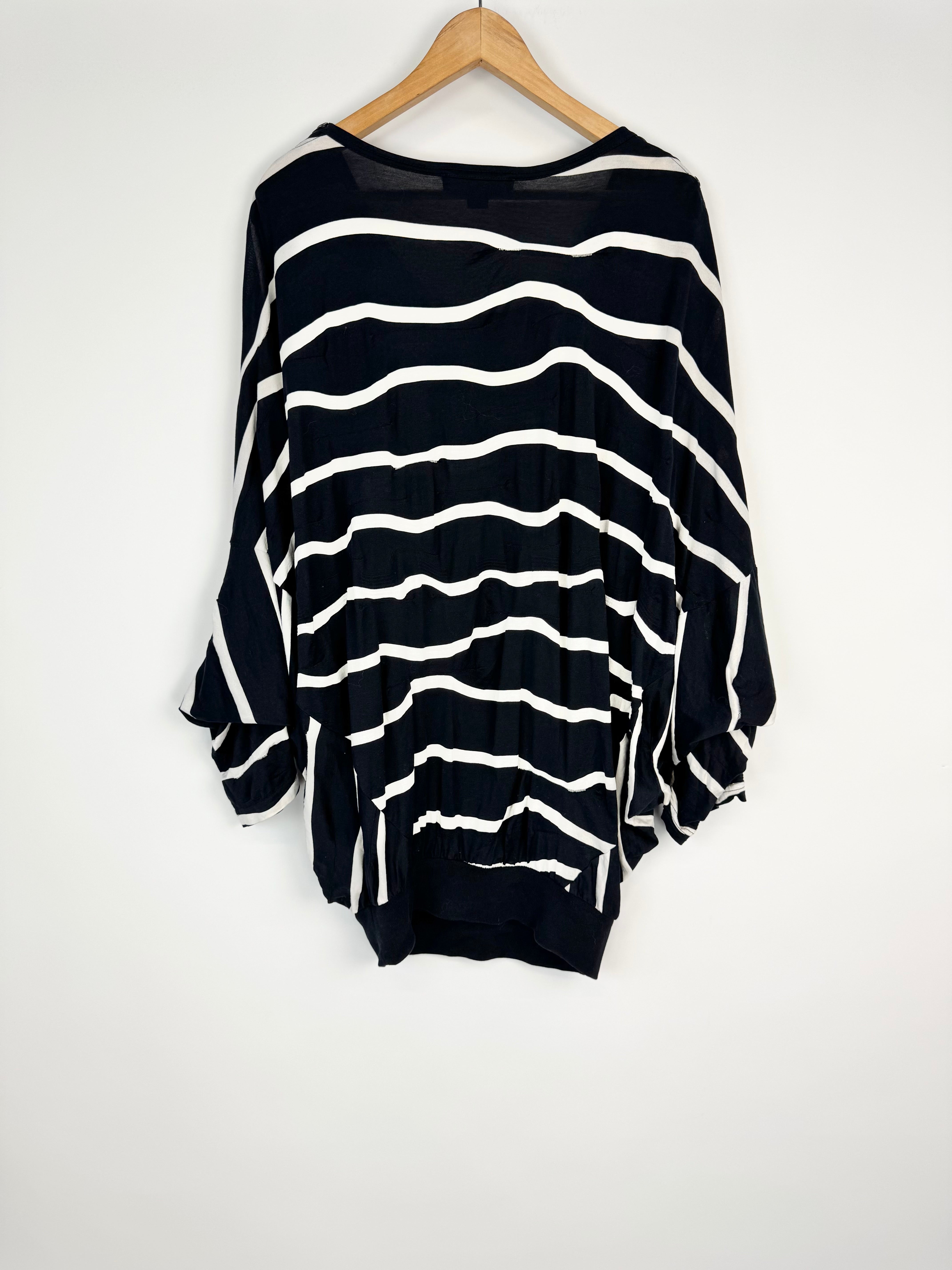 Y-3 by Yohji Yamamoto Black & White Squiggle Pattern Dolman Sleeve Top - AU8/10
