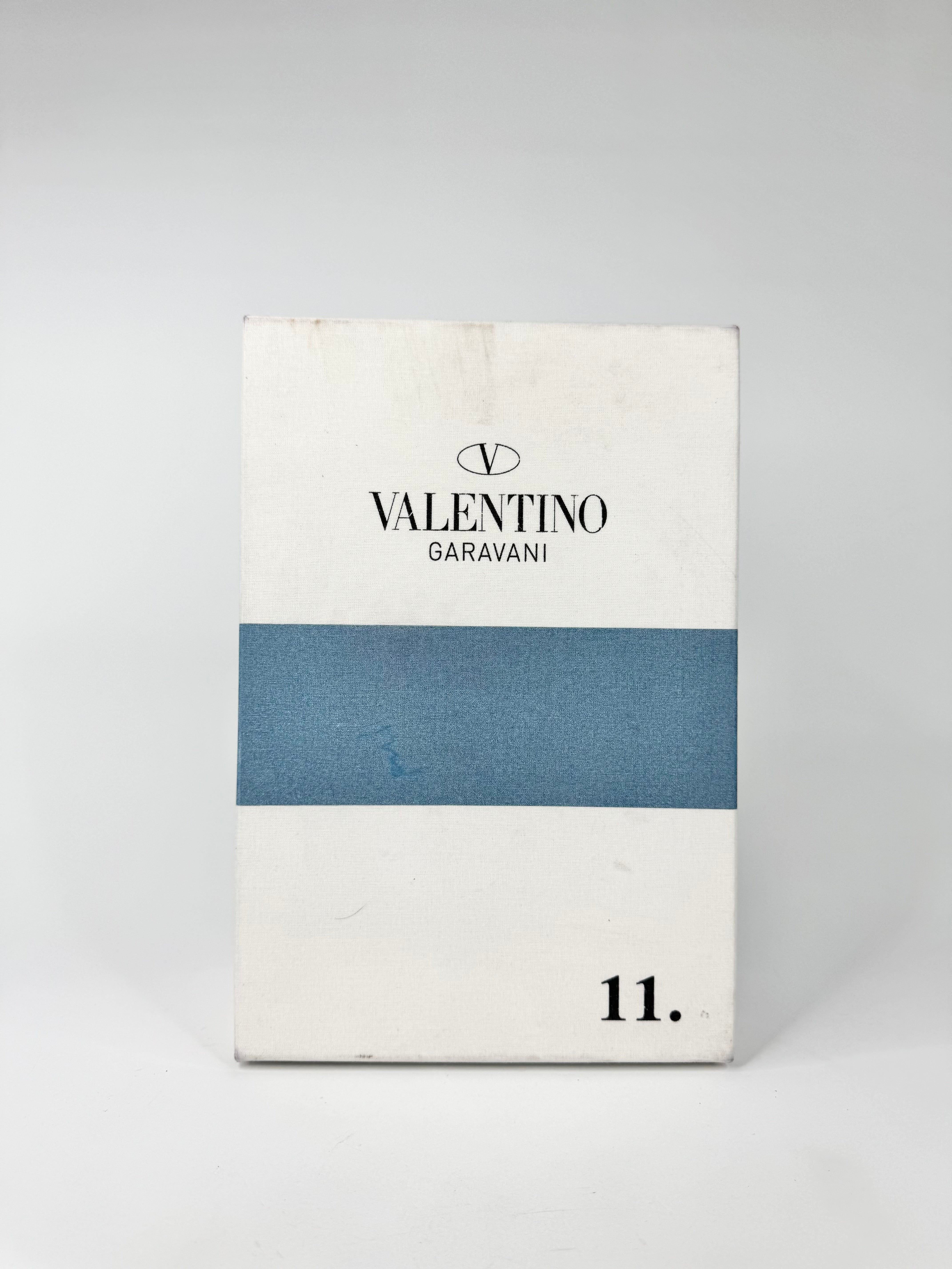 Valentino Gravani White & Metallic Blue ‘Untitled’ Rockstud Sneakers - EU39