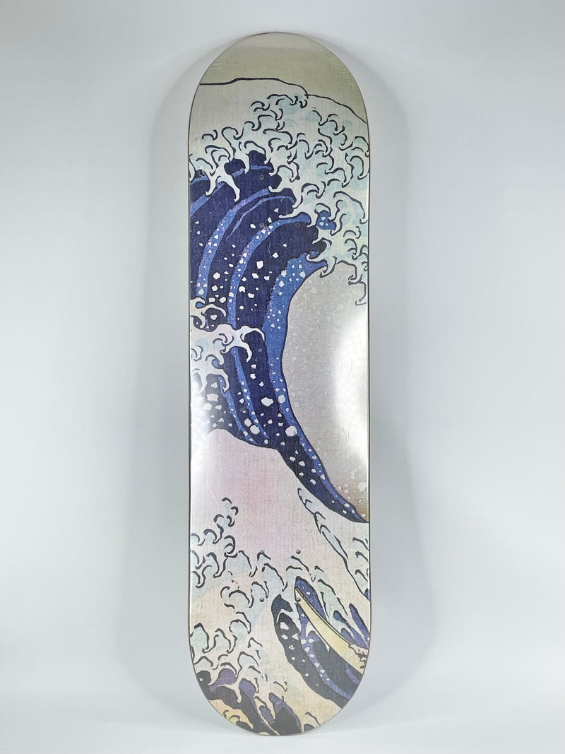 Cartoon Waves Print Skate Deck