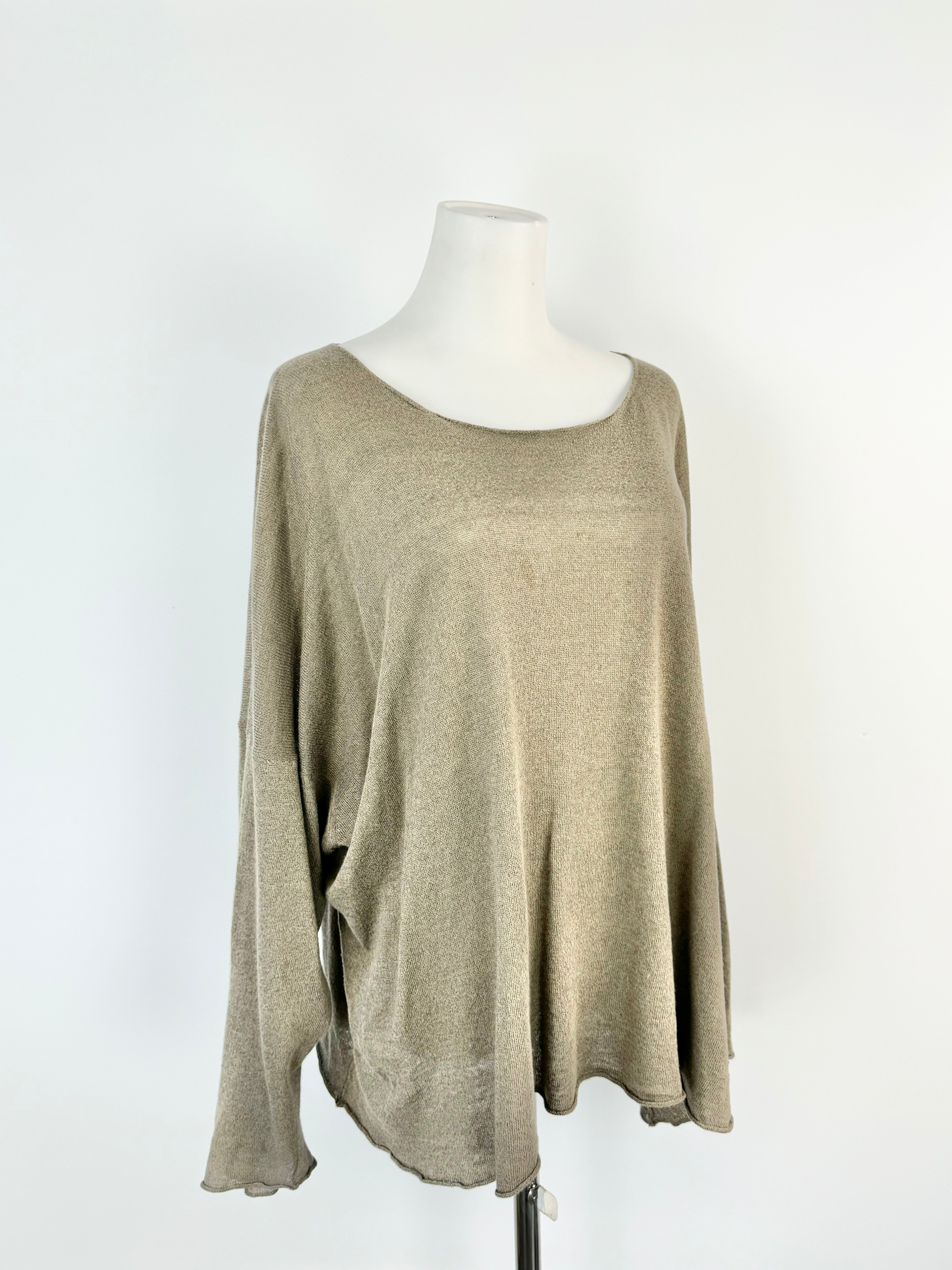 Eskander Tawny Linen & Cotton Relaxed Fit Long Top - AU10