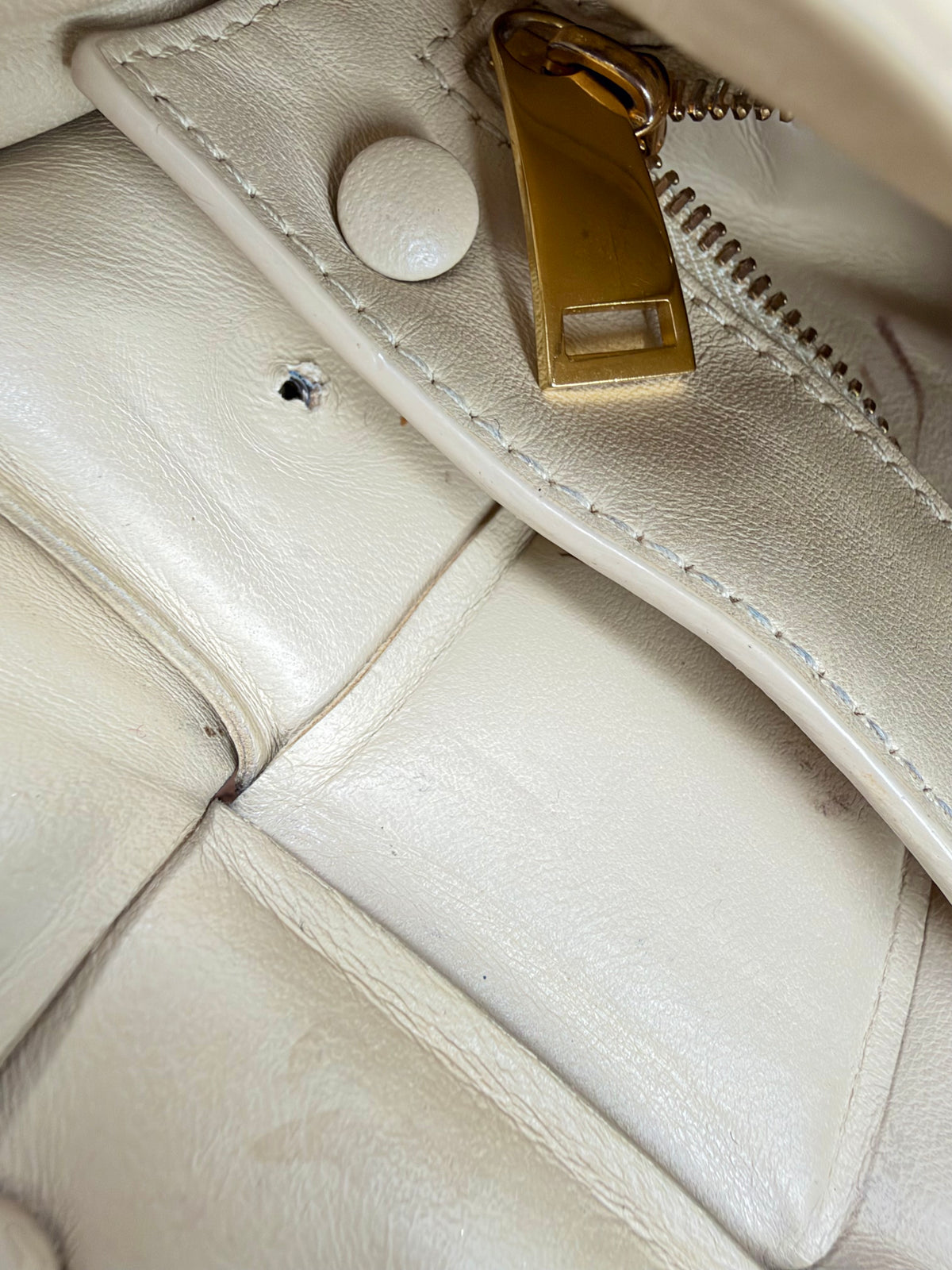 Bottega Veneta Chain Cassette Bag in Porridge & Gold