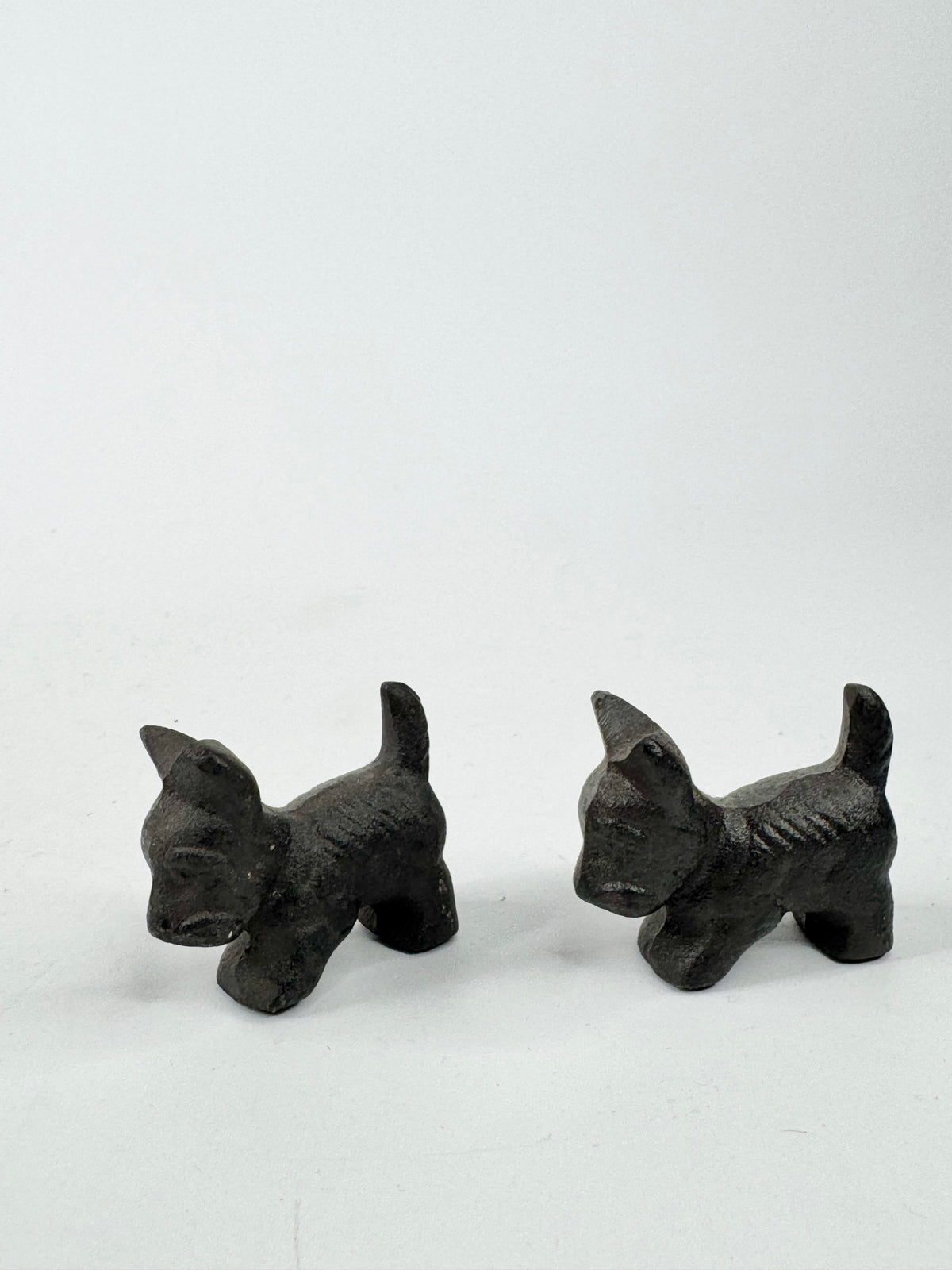 Set of 2 Iron Scottie Dogs