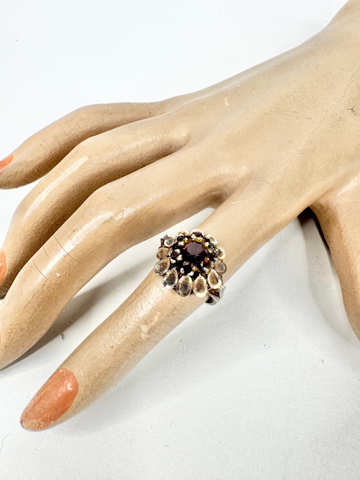 Vintage Raised Garnet Petal Patterned Ring