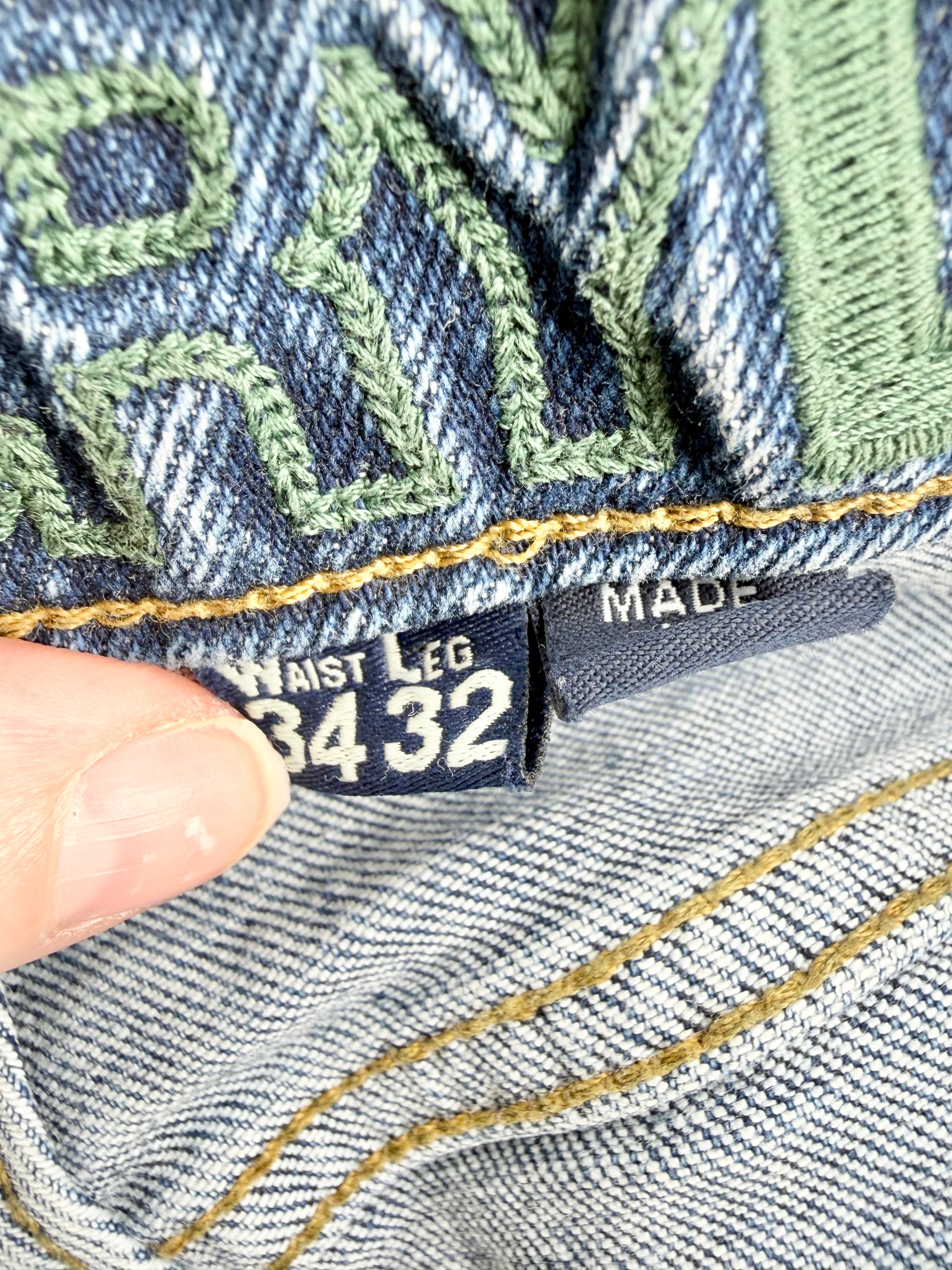 Superdry Vintage Fit Denim Jeans - 34