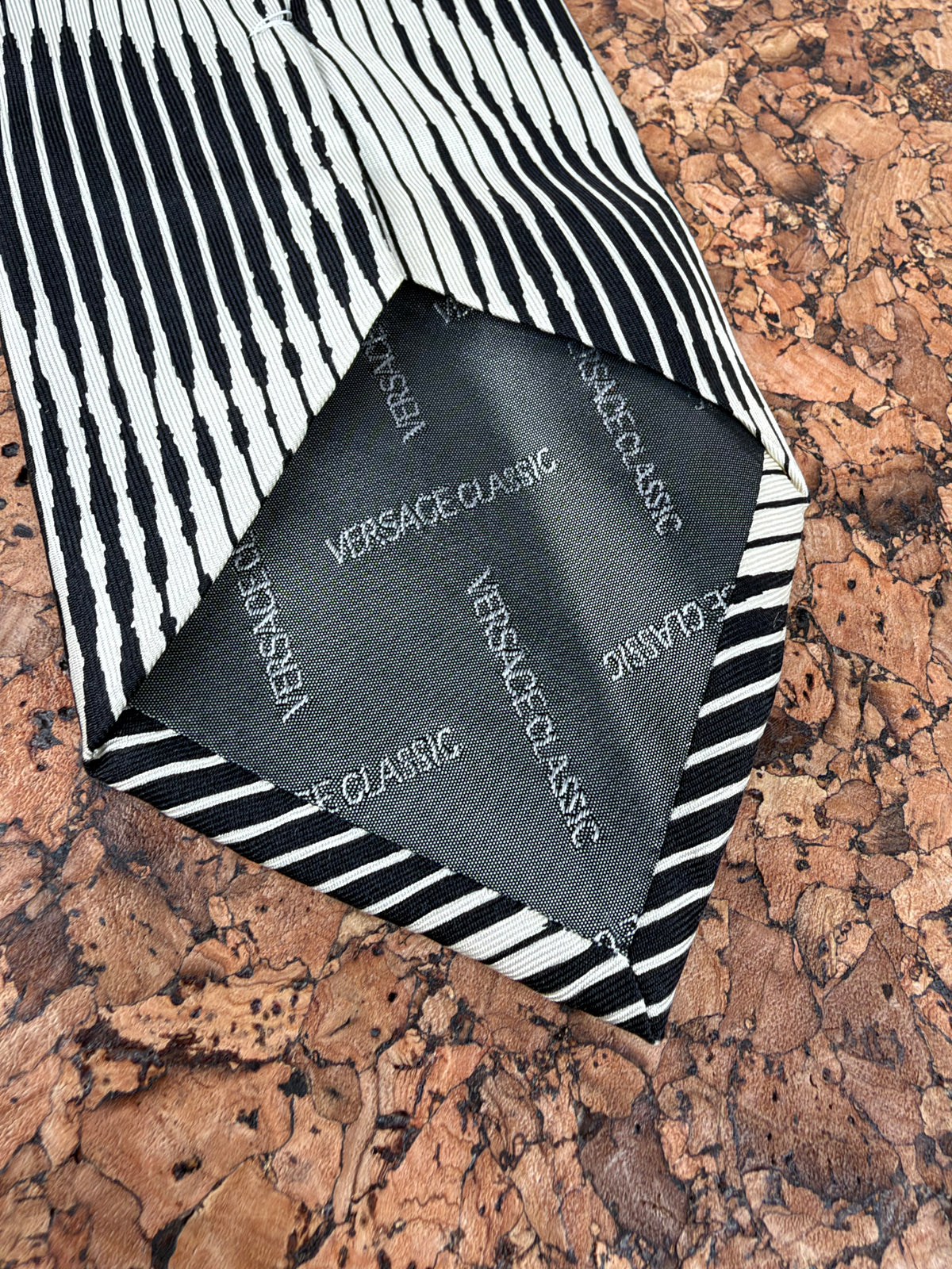Versace Classic Ivory and Black Abstract Silk Tie