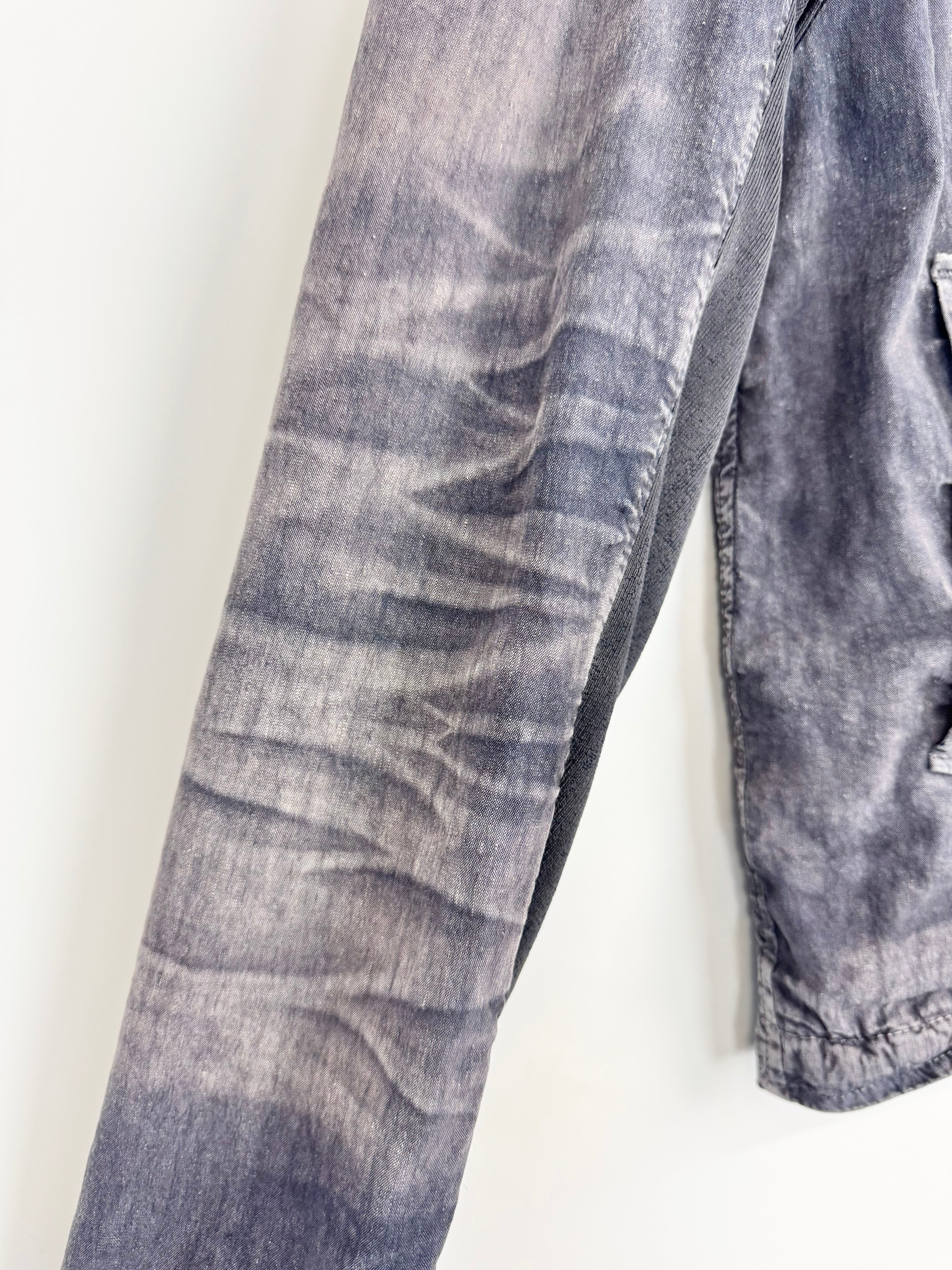 Transit Uomo Stone Blue Faded Linen Blend Zippered Top - AU10/12