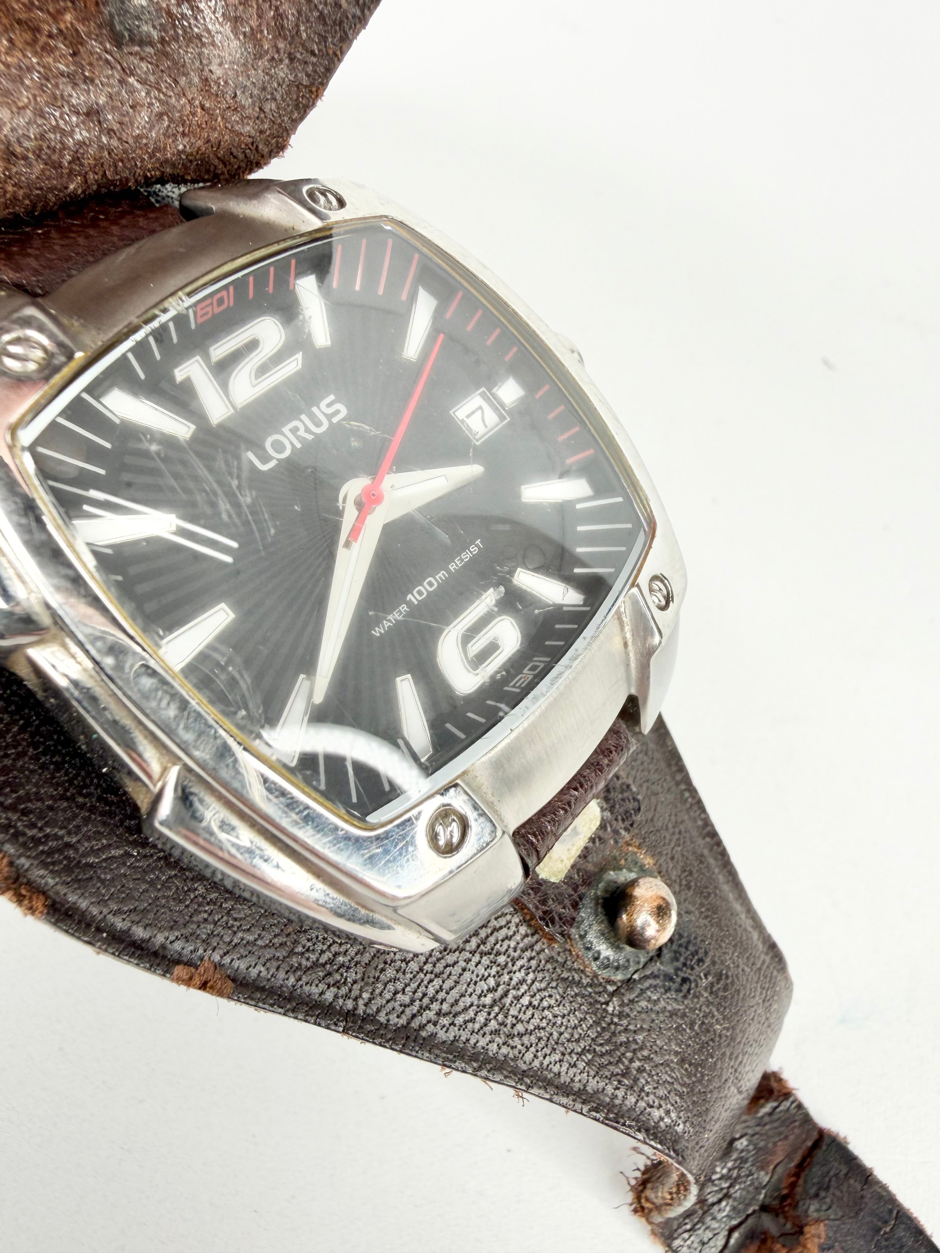 Lorus Quartz Leather Encased Watch