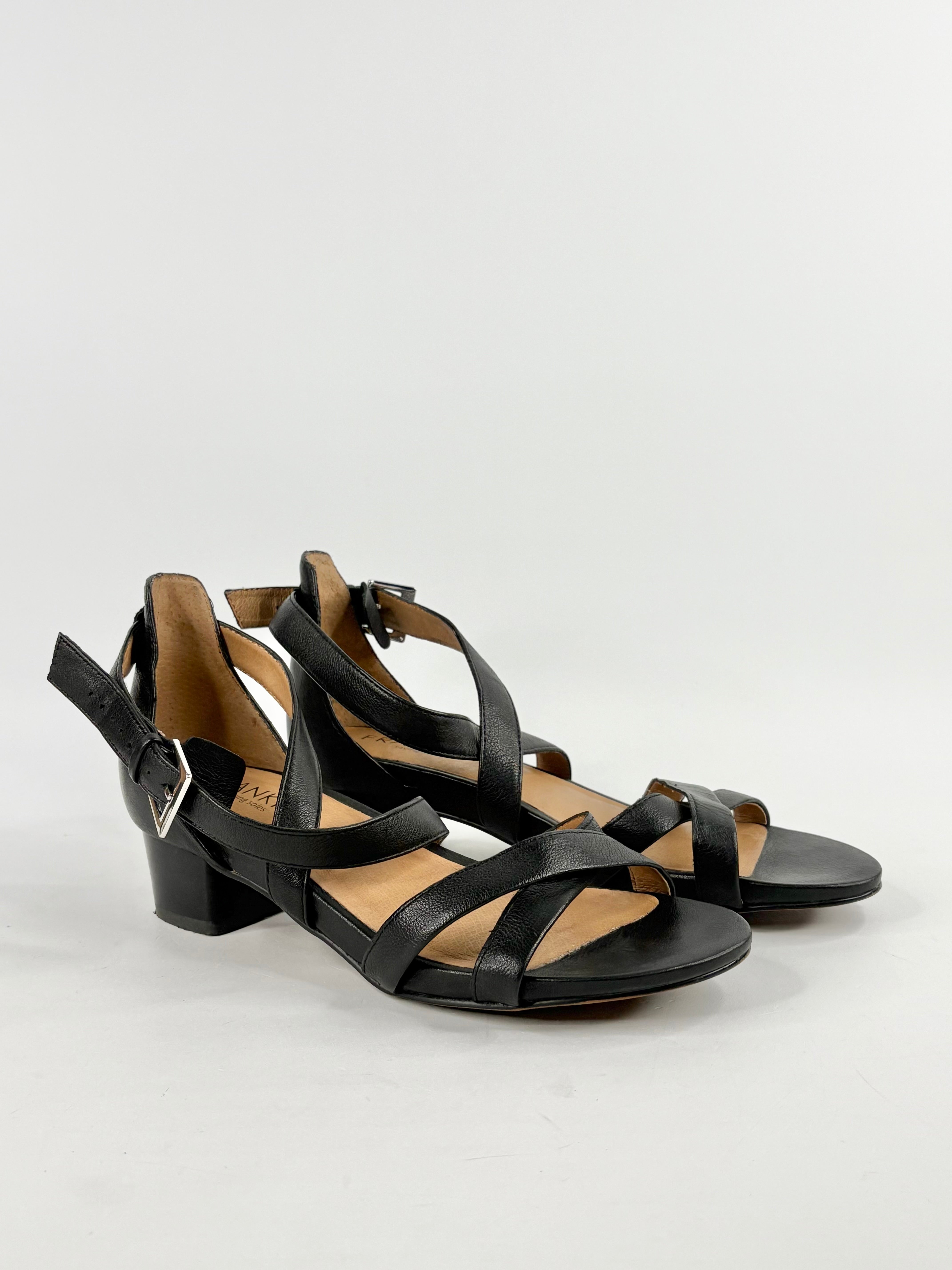 Frankie4 Black Leather Sandals - EU41