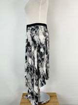 Willow Etch Print Angled Skirt - AU14