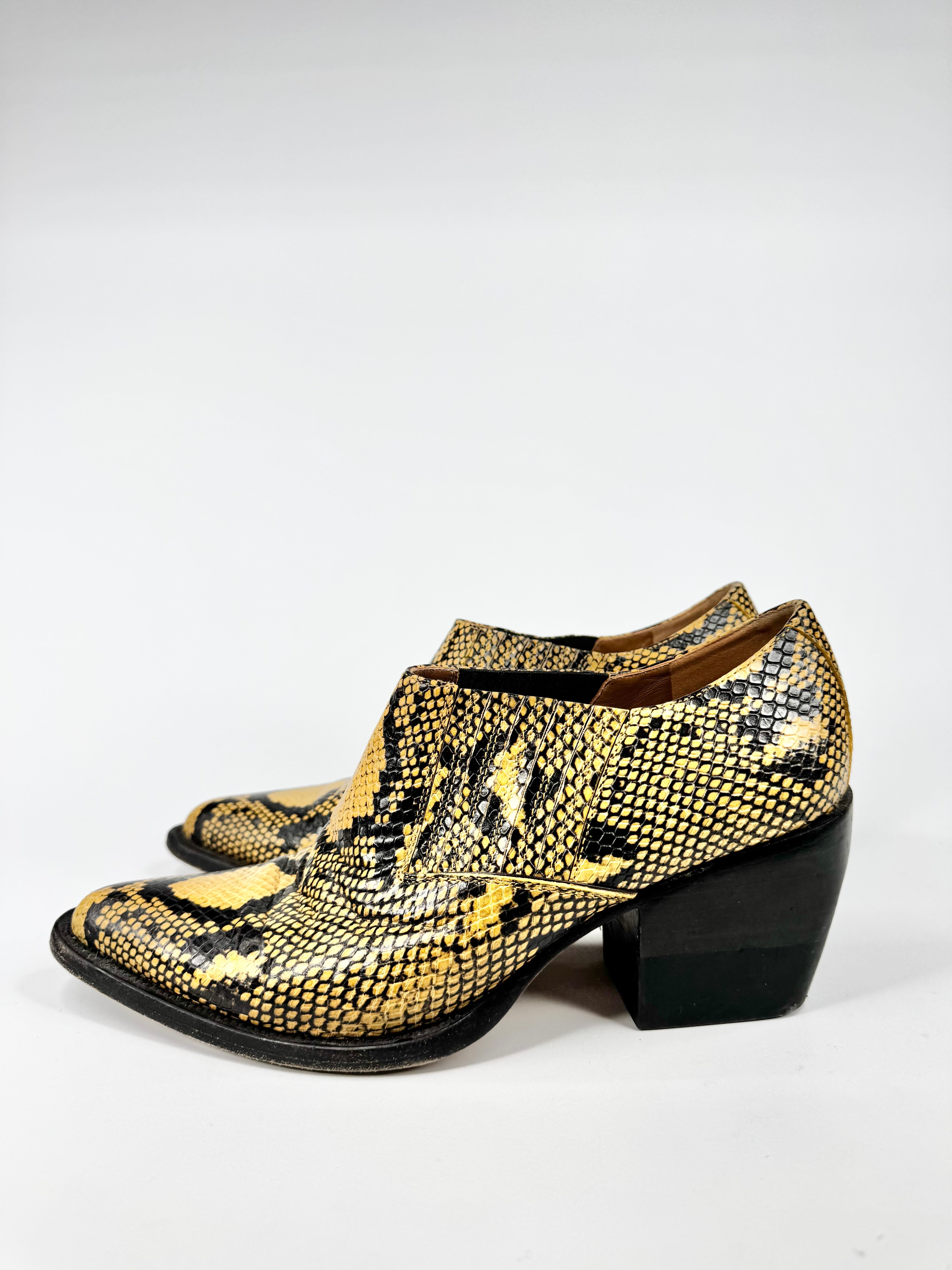 Chloé Yellow & Black Snakinskin Patterned 'Rylee' Mules - EU41