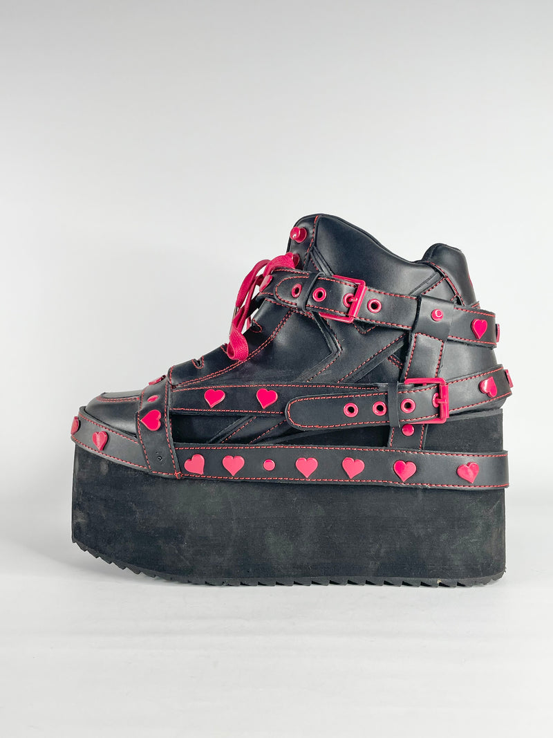 YRU Black & Red Hearts Studded Platforms - EU41