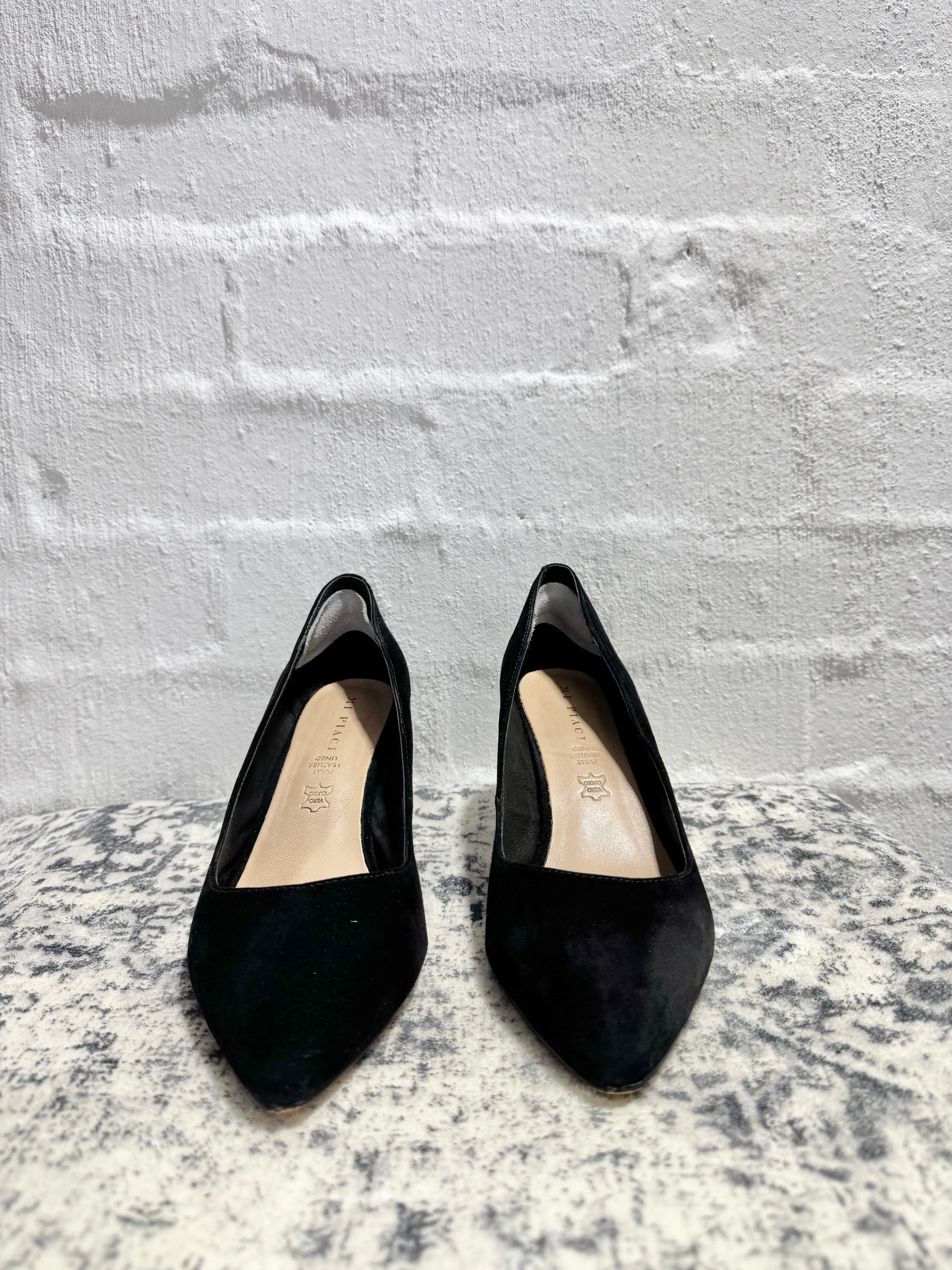 Mi Piaci Black Suede Pointed Toe Block Heel Pumps - EU42