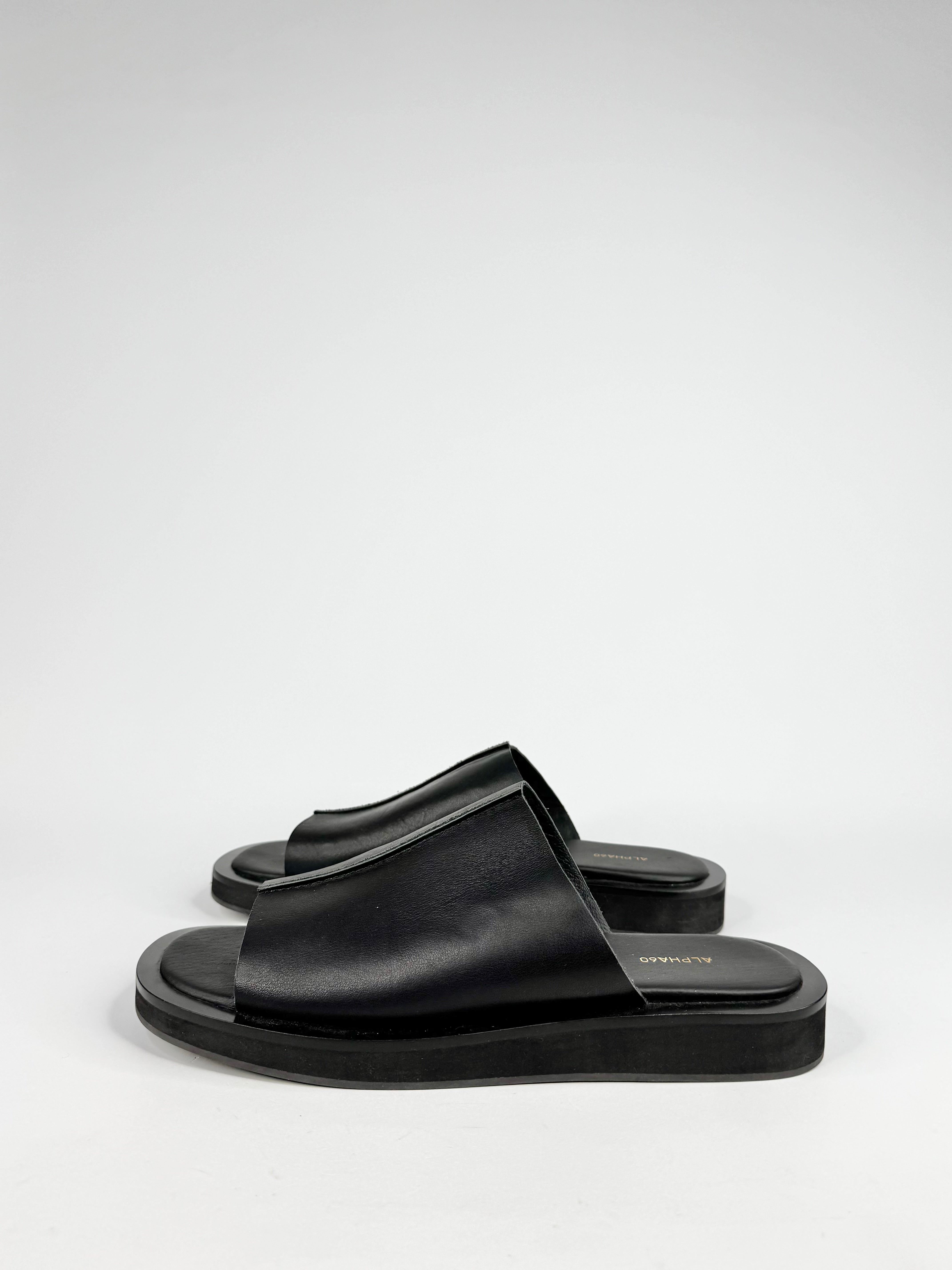 Alpha 60 Black 'Asher' Smooth Leather Slides - EU41
