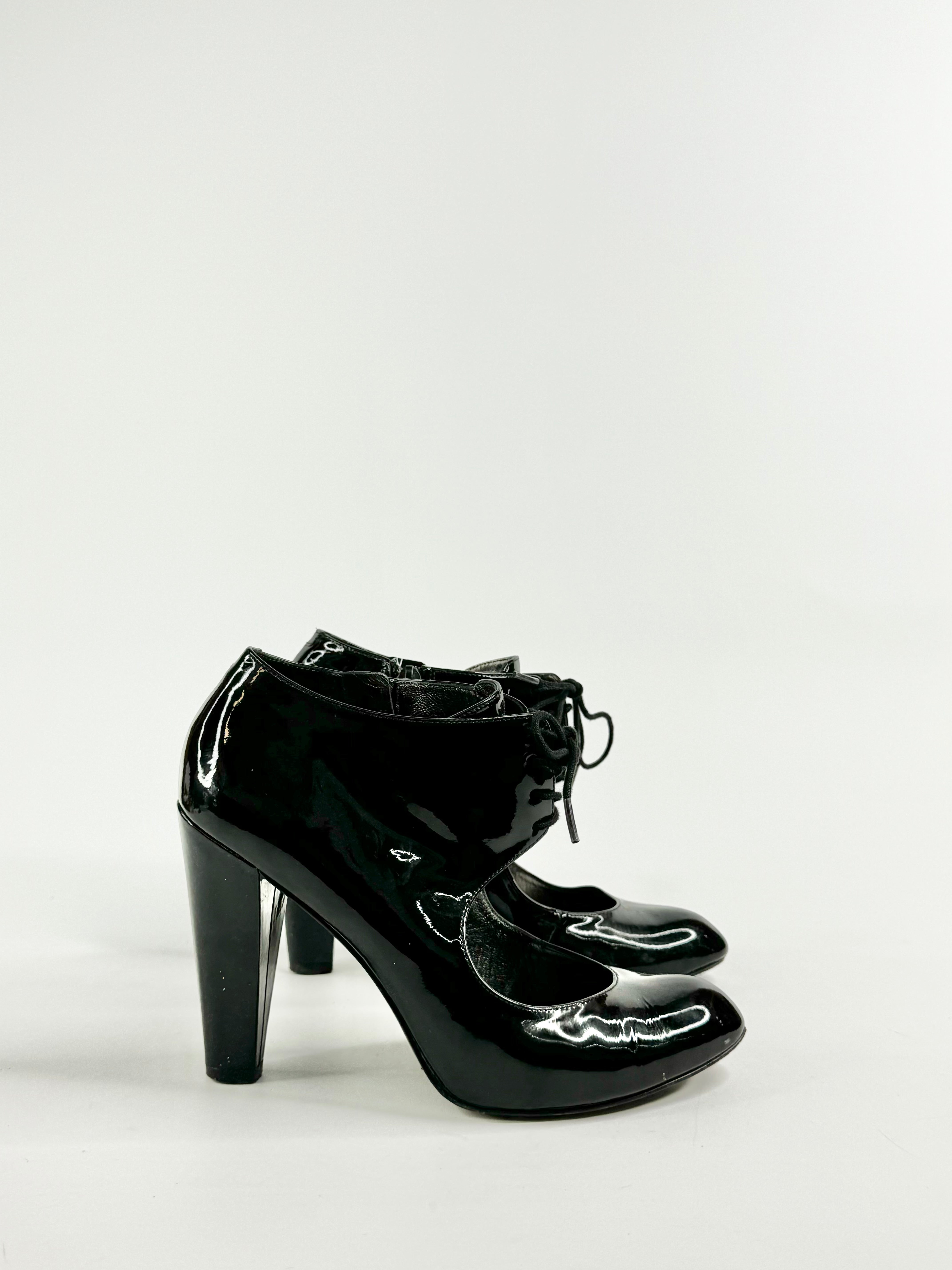 Marc by Marc Jacobs Black Patent Leather Pumps - EU38