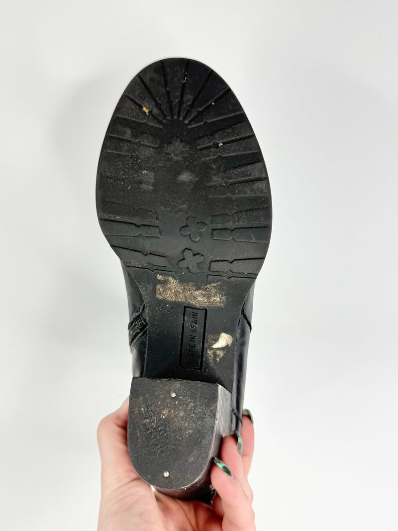 Kurt Geiger 'Sofie' Black Leather Ankle Boots - EU39
