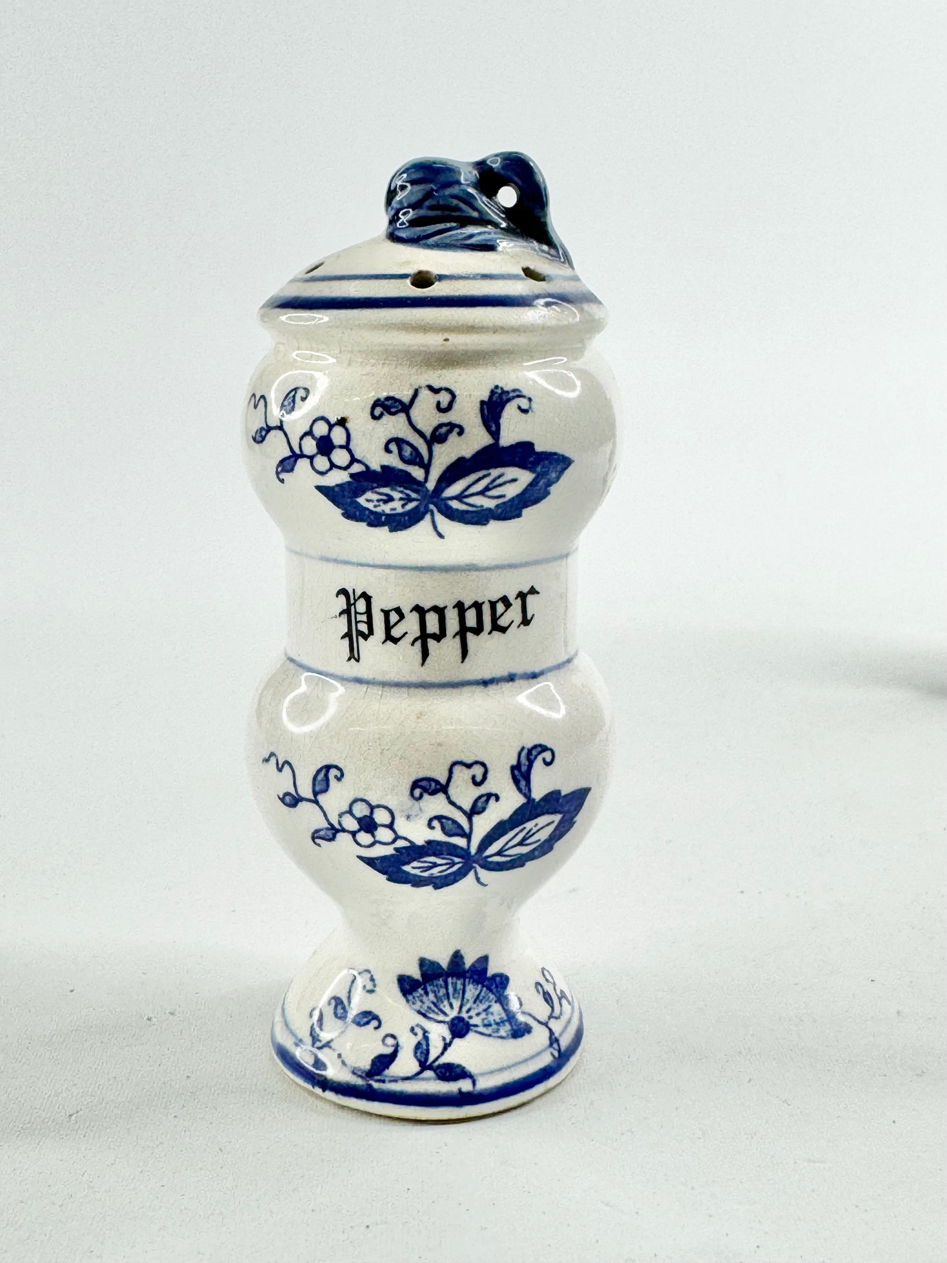 Vintage Blue Onion & White Floral Pattern Spice Jars