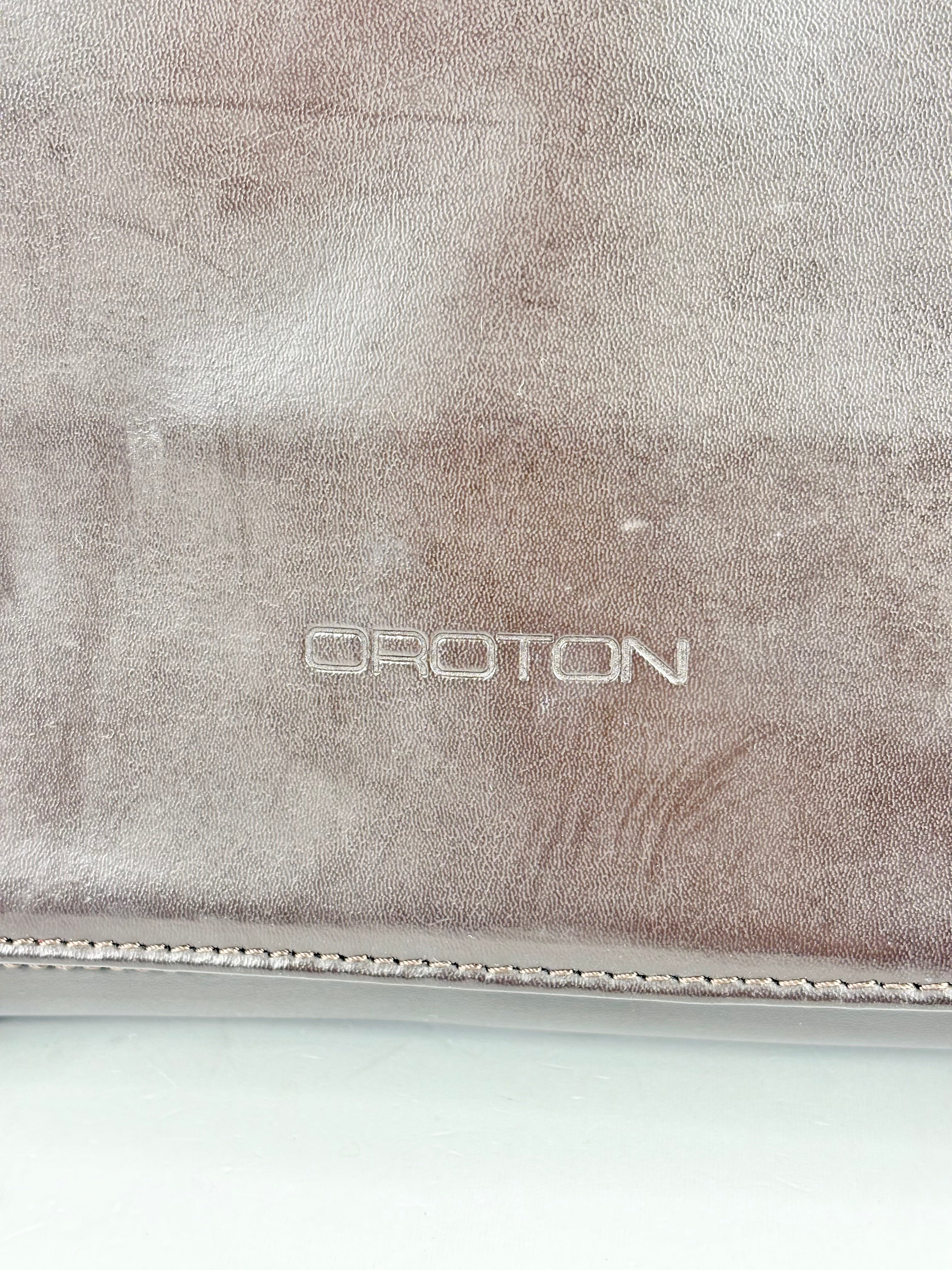 Oroton Chocolate Brown Smooth Leather Messenger Bag