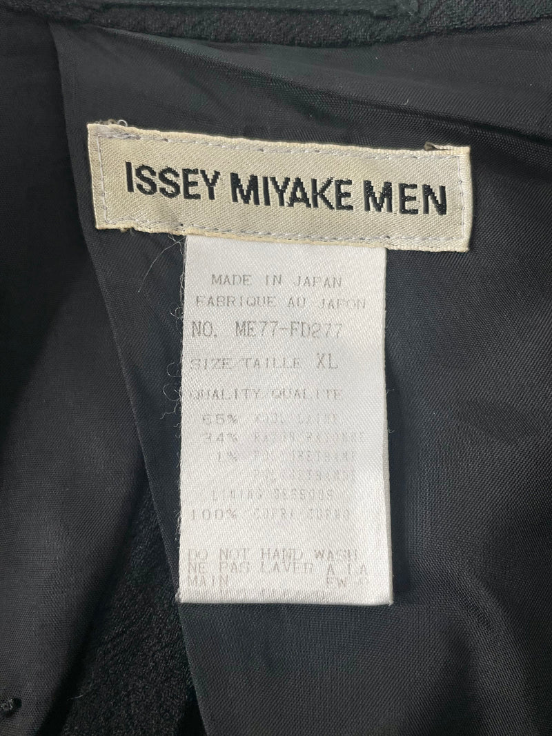 Issey Miyake Vintage 90s Black Crepe Wool-Blend Blazer - XL