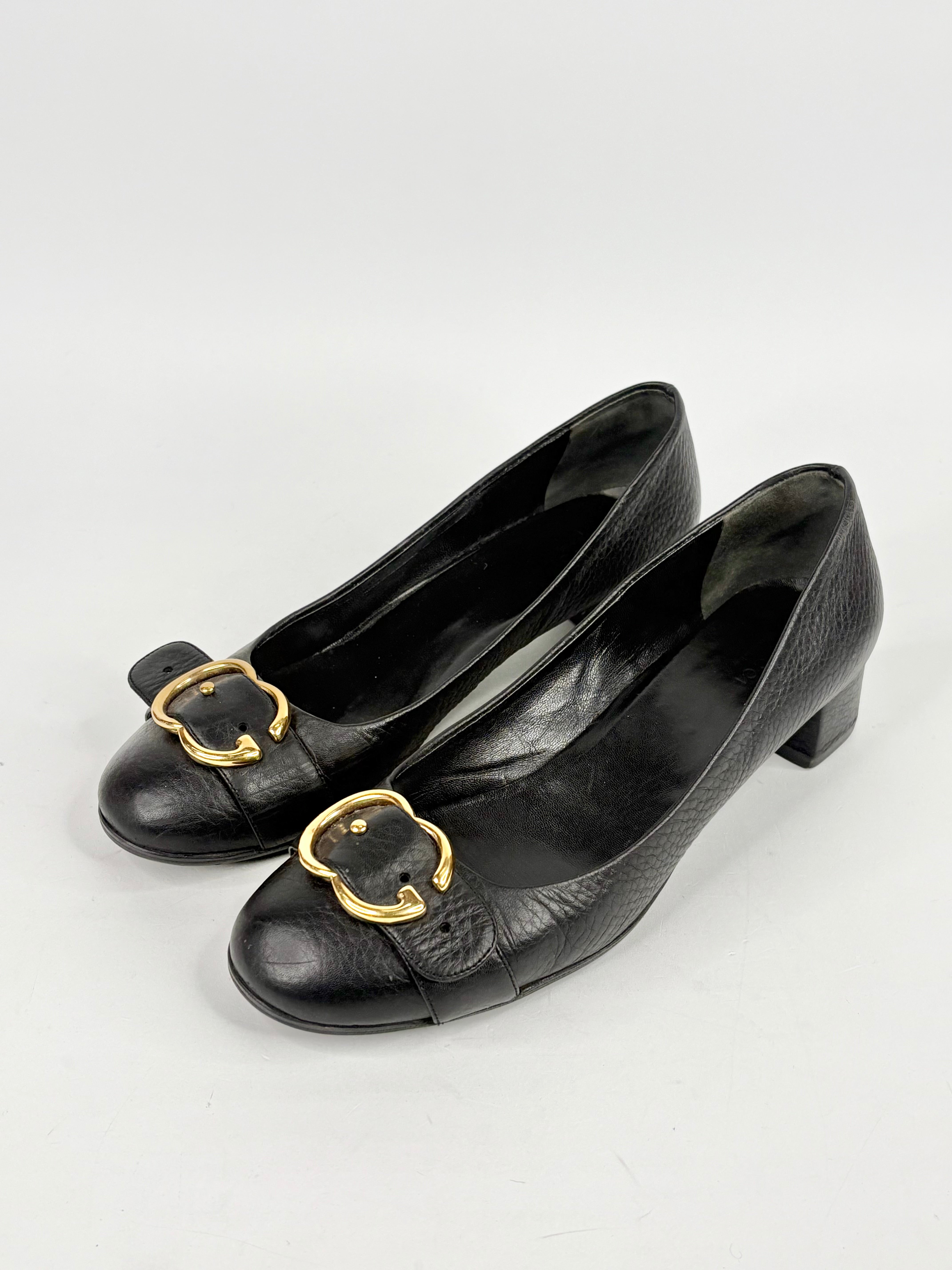 Gucci Black Pebbled Leather 'Cellarius' Flats - EU39