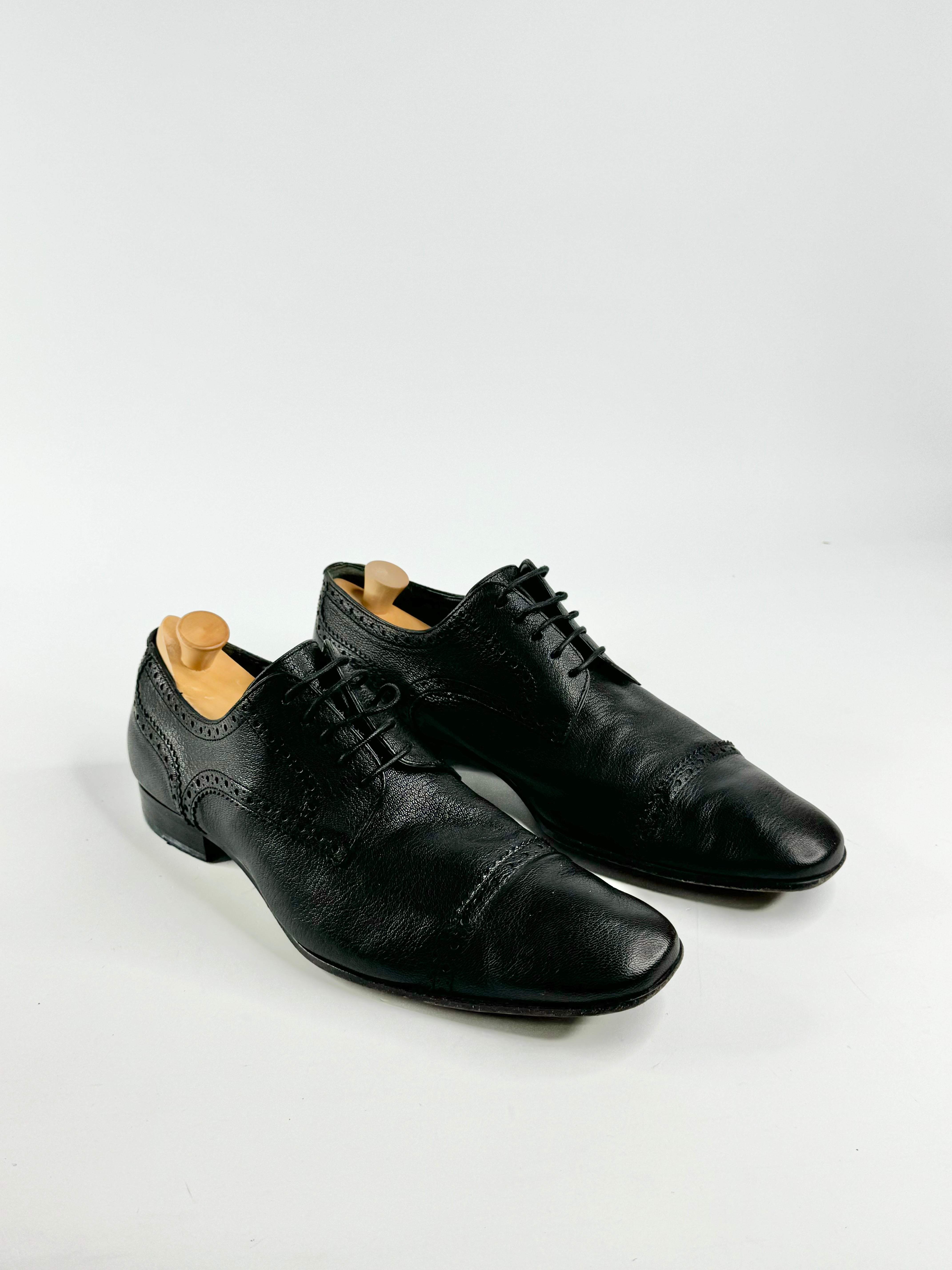 Bally Black Grained Brogues - EU44