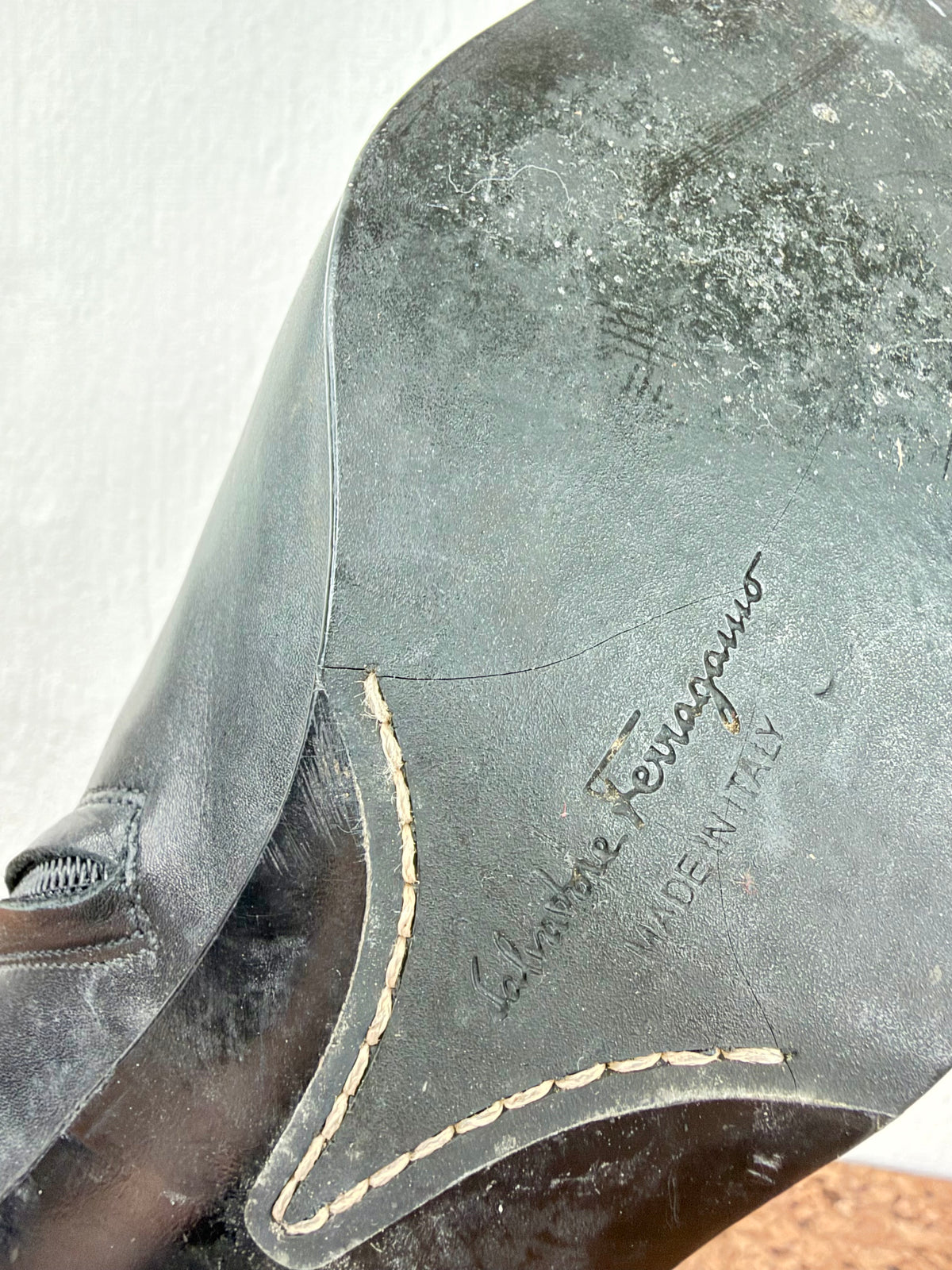 Salvatore Ferragamo Smooth Black Leather Pointed Toe Ankle Boots - EU40