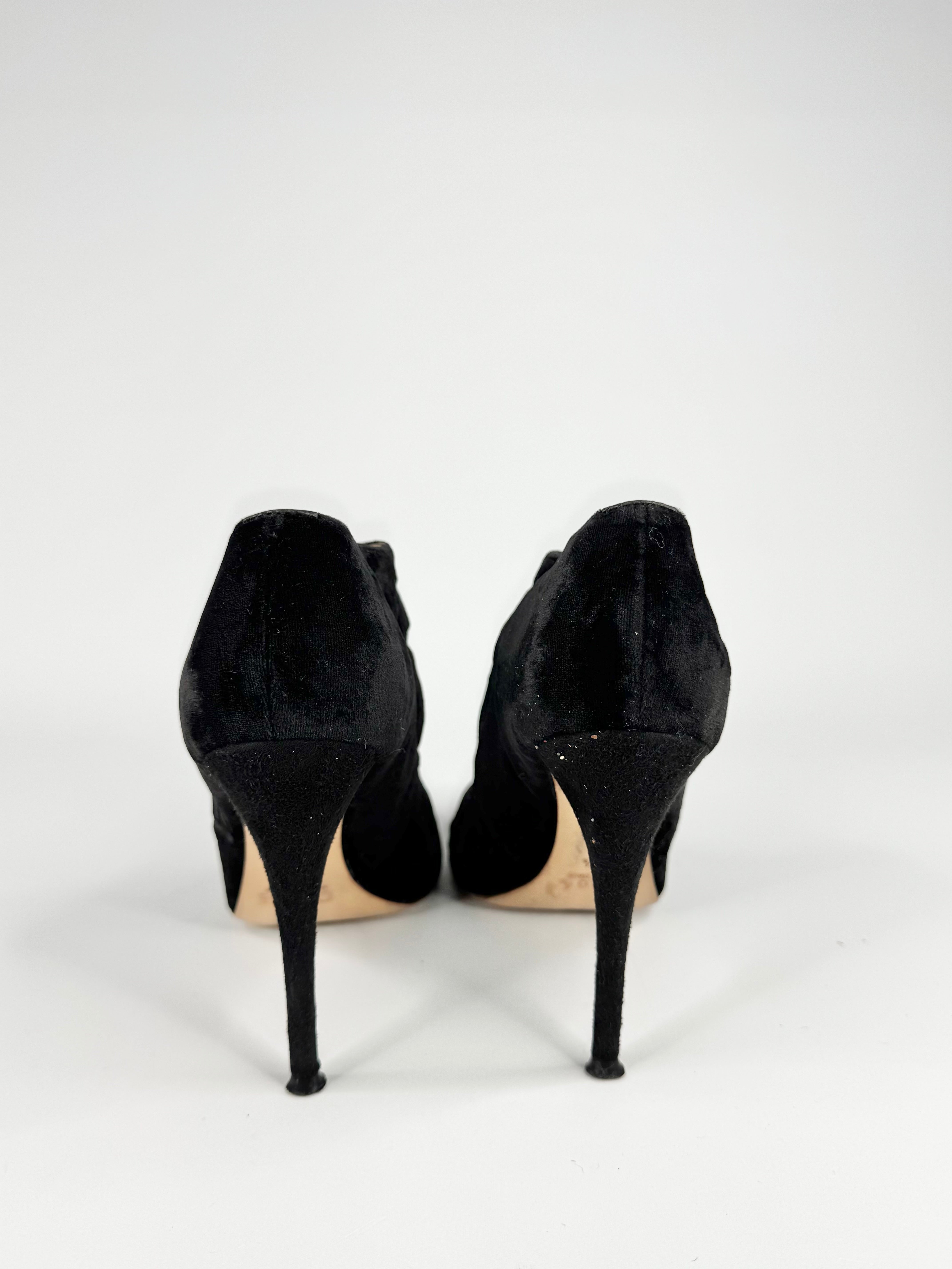 Chloé Black Velvet Stiletto - EU37.5