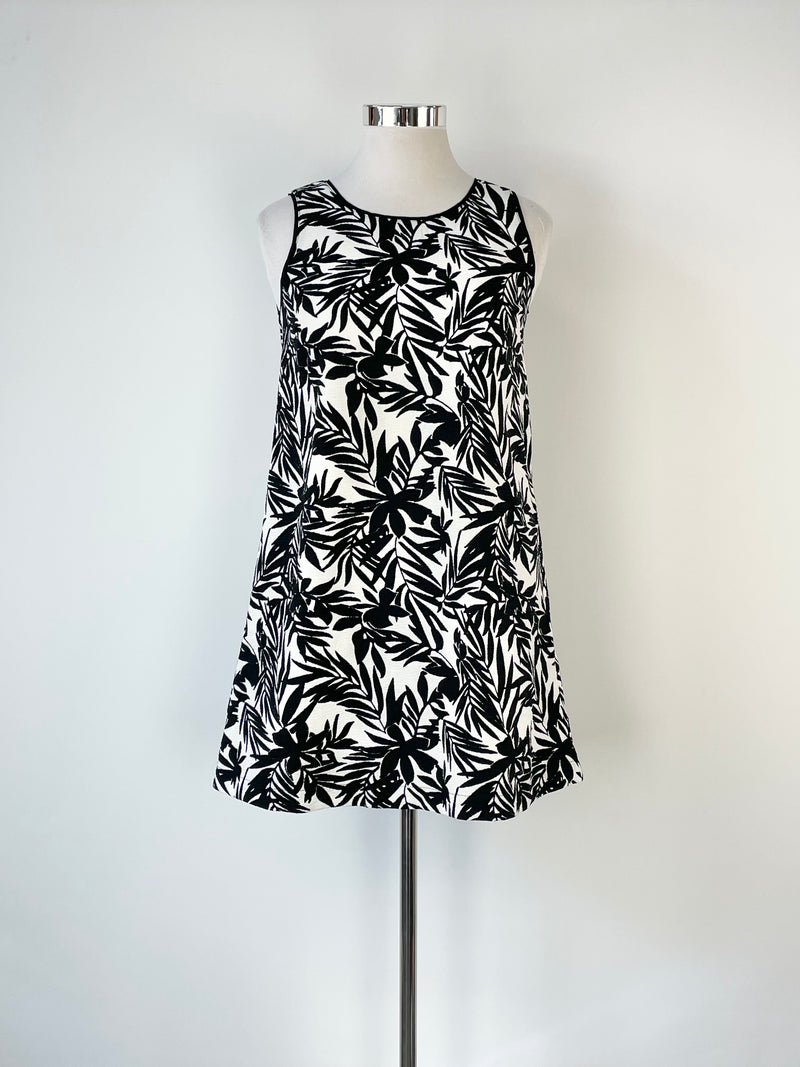 Louche Black & White Iris Patterned Shift Dress - AU12