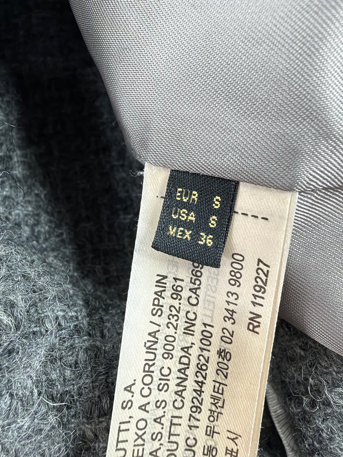 Massimo Dutti Ash Grey Boucle Woold Coat - AU8/10