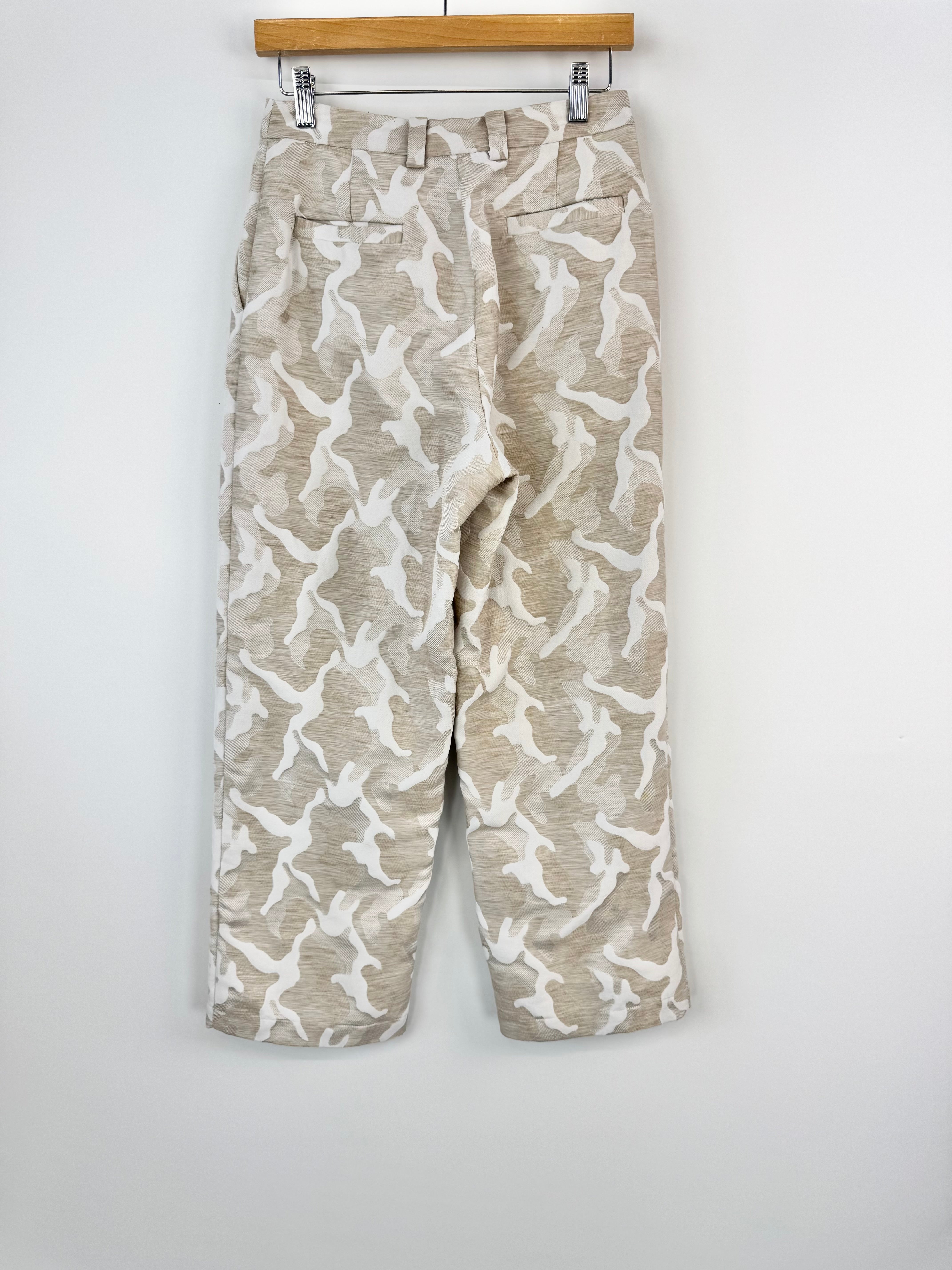 ALPHA60 PEARL AND BEIGE 3/4 LENGTH PANTS - SIZE XS