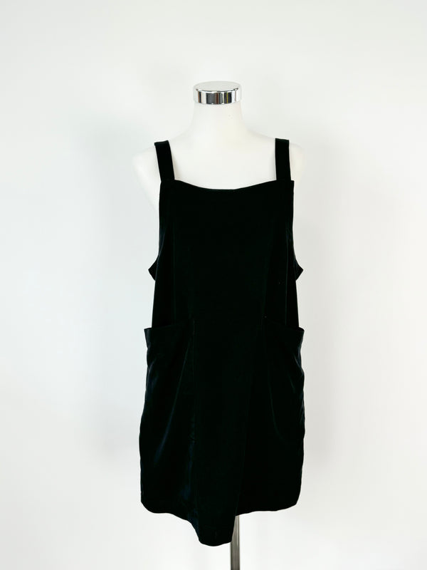 Alpha 60 Black Smock - AU6