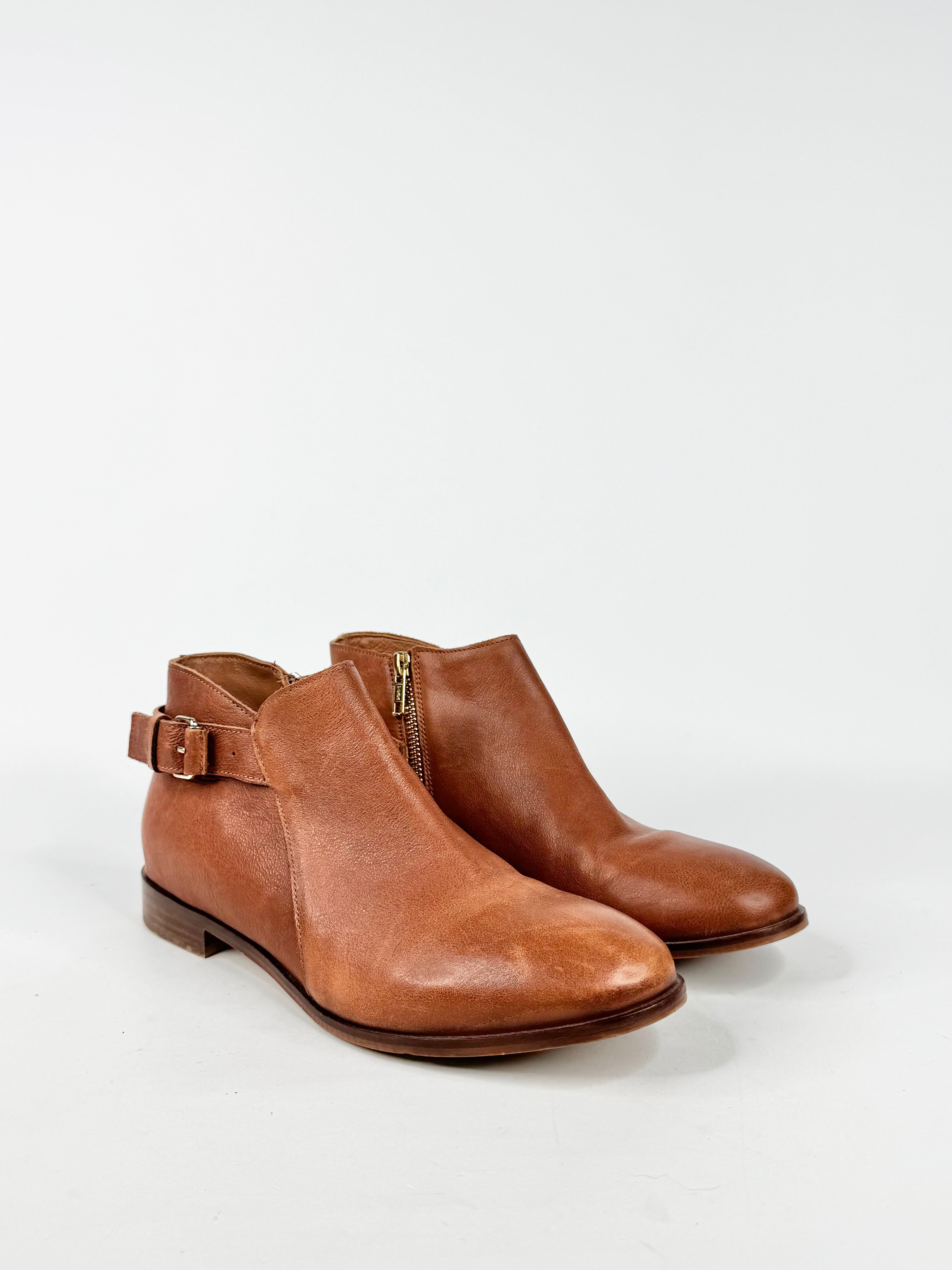 Elk Tan Leather Zippered Ankle Boots - EU40