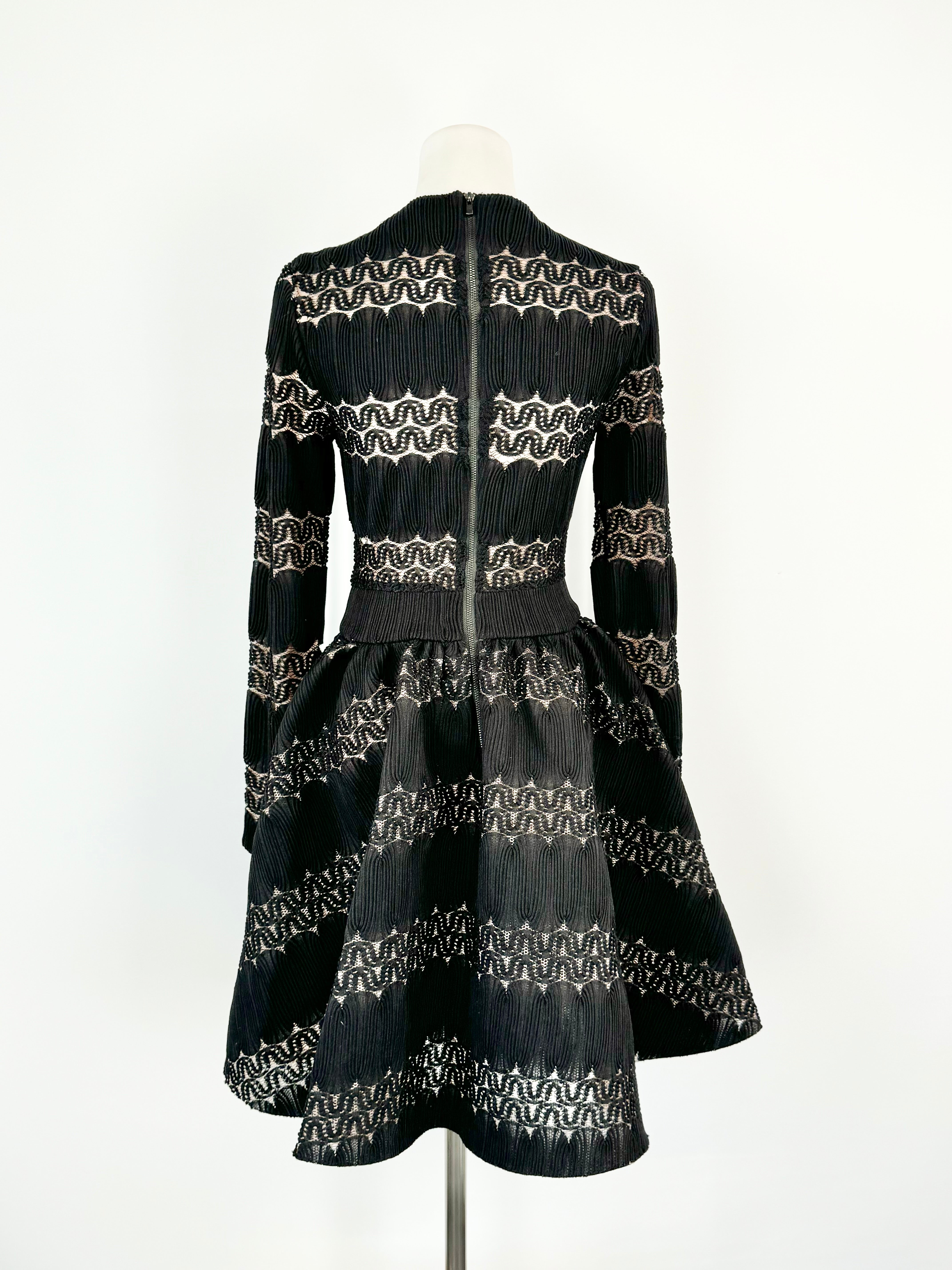 Maje Black & Cream 'Relane Fit & Flare' Lace Dress - AU8