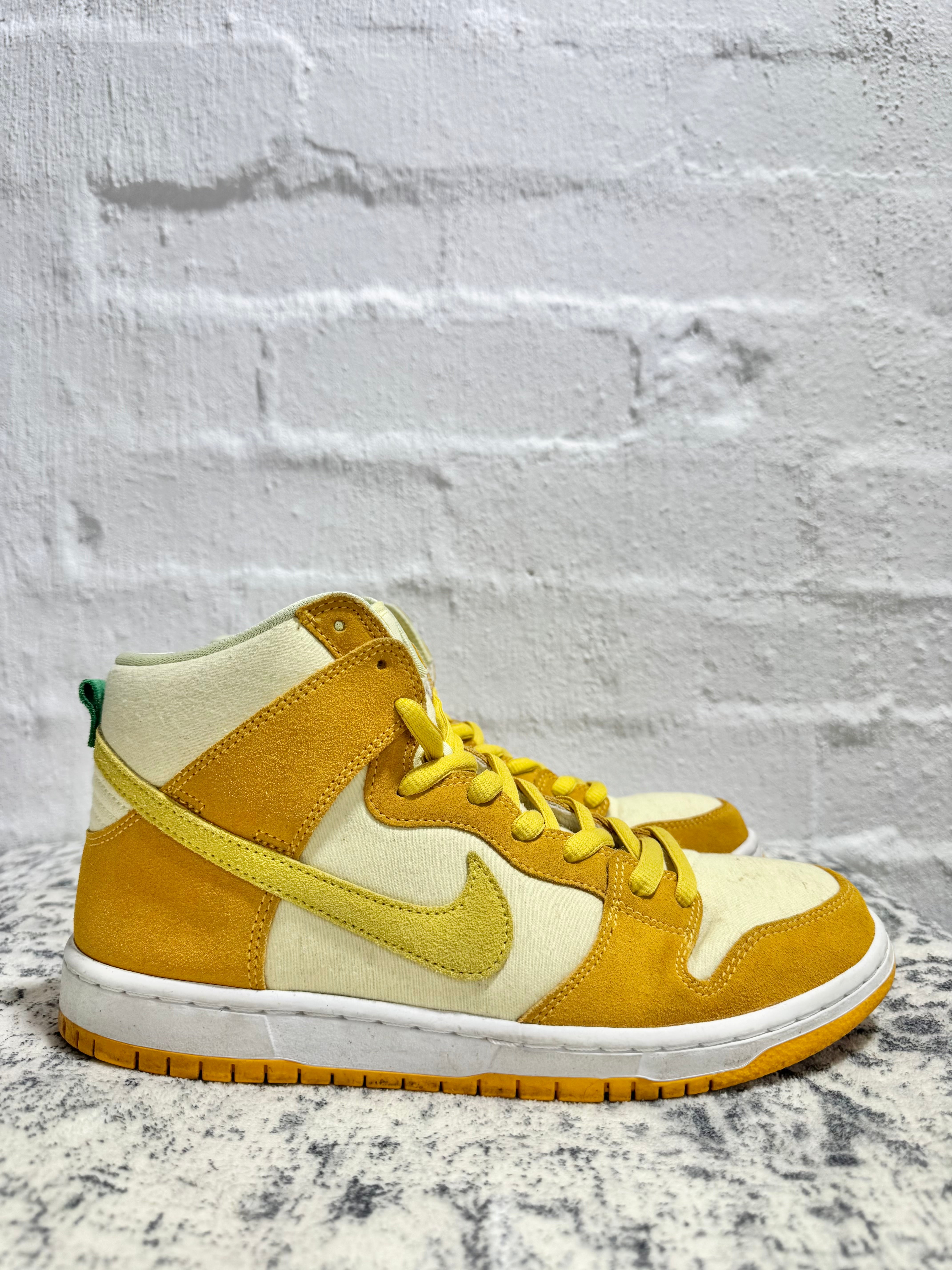 Nike SB Dunk High Pineapple High Top Sneakers - EU42.5