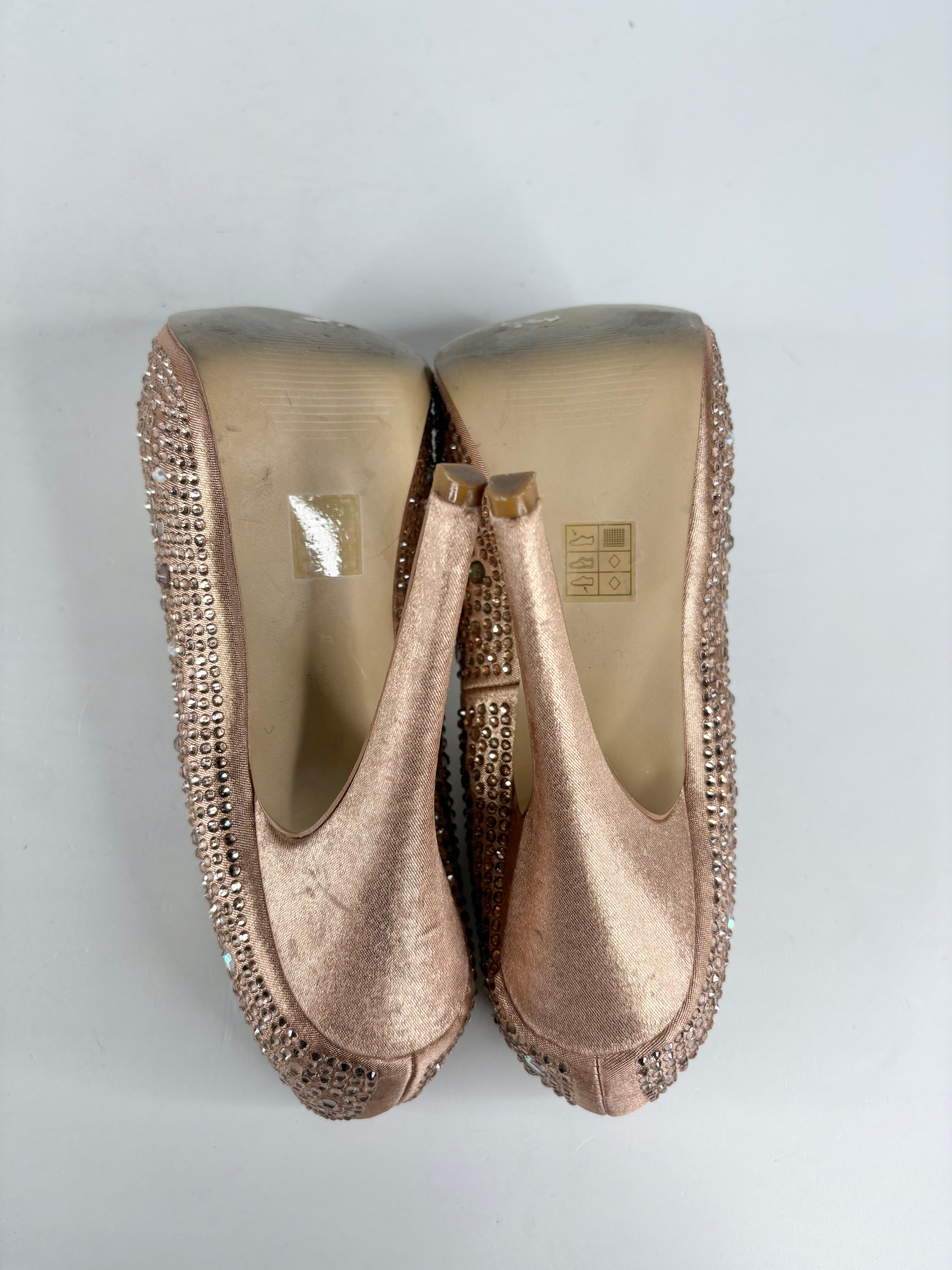 Steve Madden Copper Satin & Rhinestone Embellished 'Cycile' Peep-Toe Pumps - EU37/38