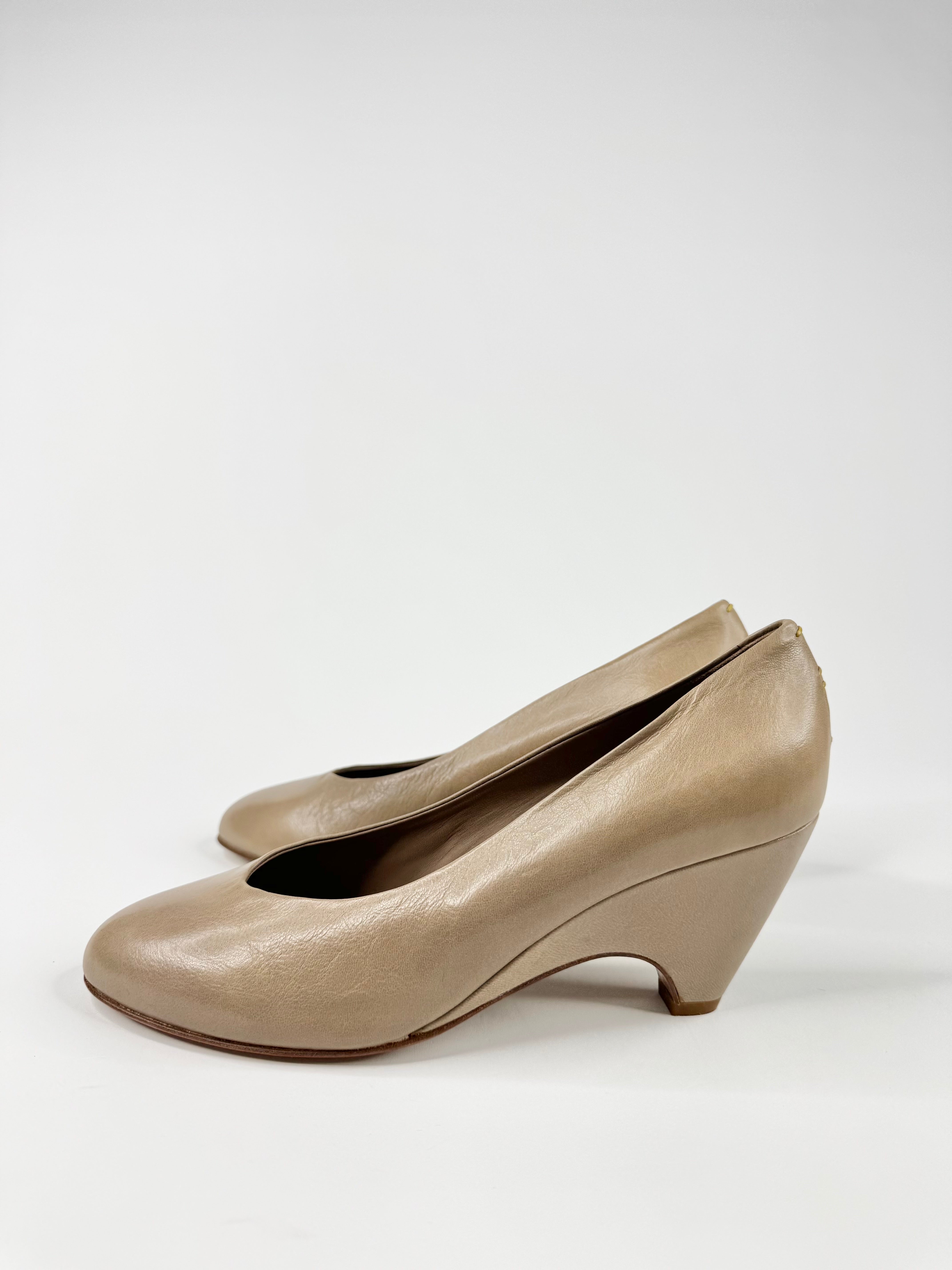 Bottega Veneta Taupe Leather Pumps - EU39.5