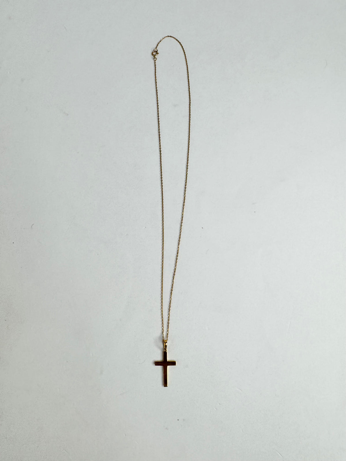21ct Gold Crucifix & Necklace & 9ct Clasp