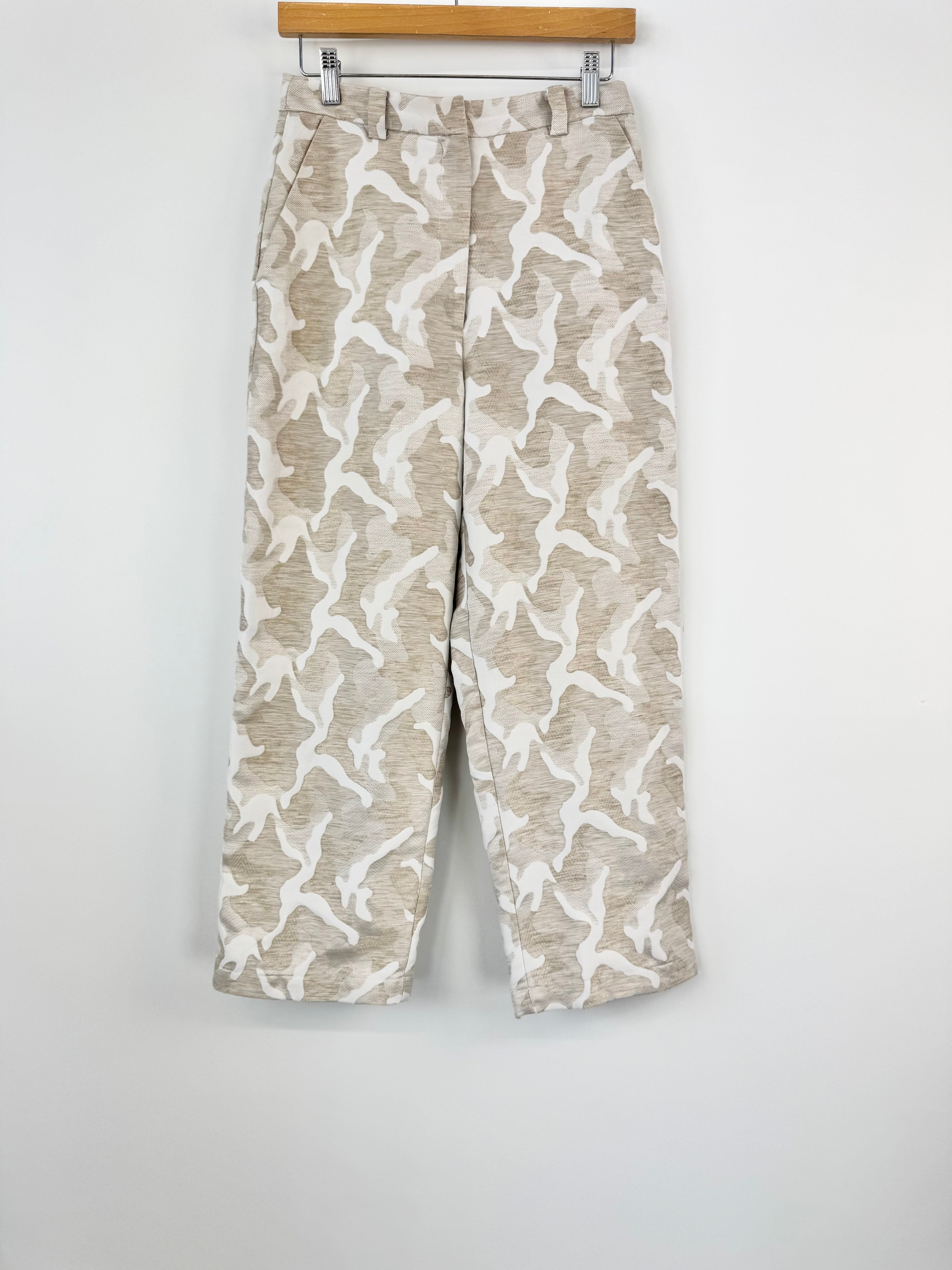 ALPHA60 PEARL AND BEIGE 3/4 LENGTH PANTS - SIZE XS