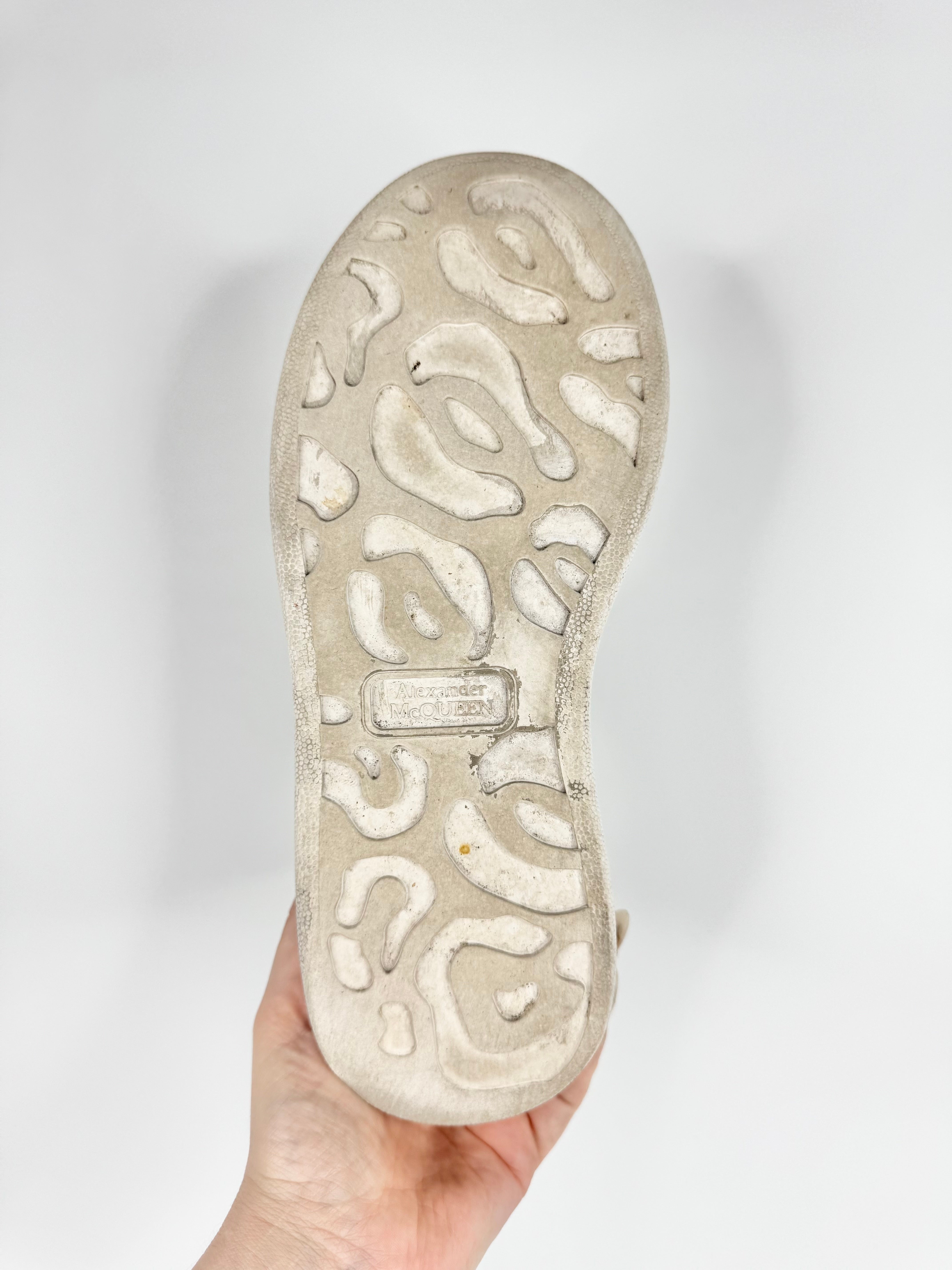 Alexander McQueen White Black Suede Trim Oversized Sneakers - EU37