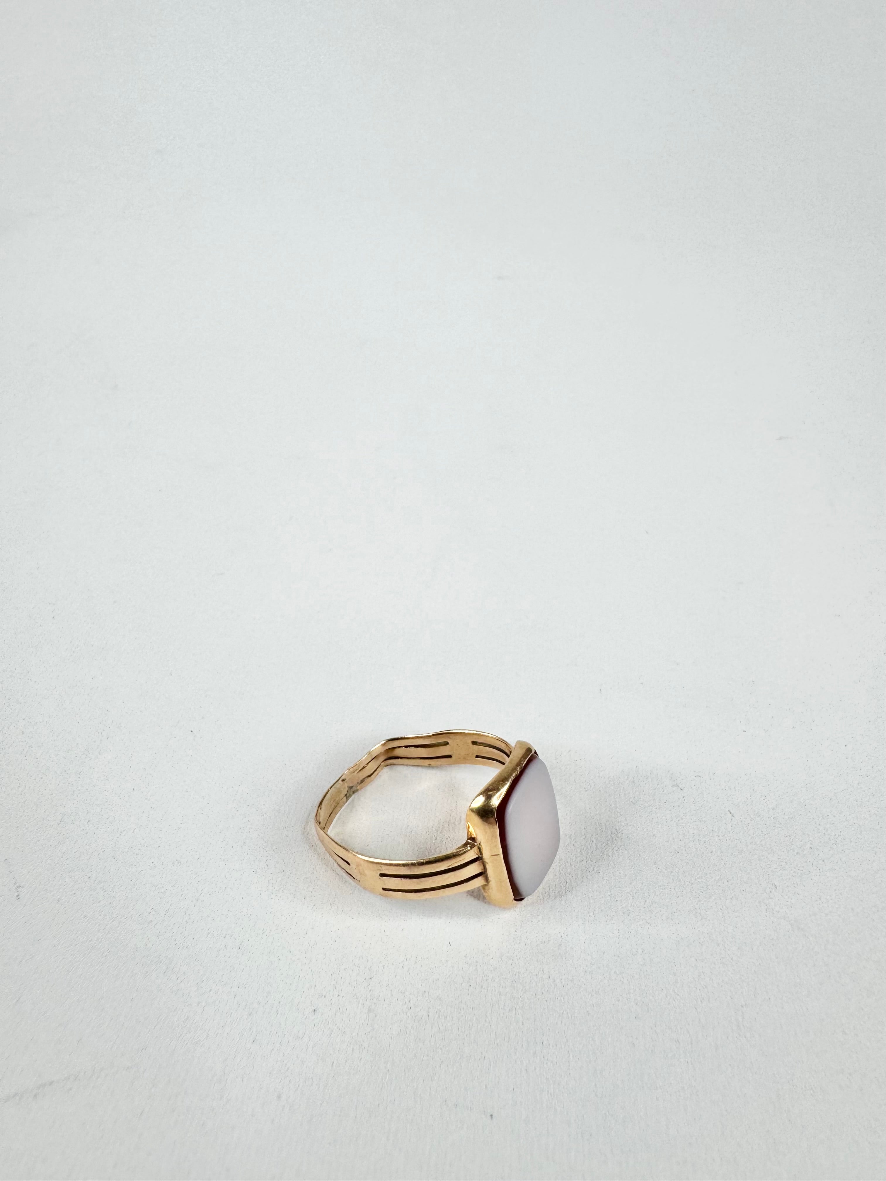 18ct Gold & Sardonyx Rectangular Ring