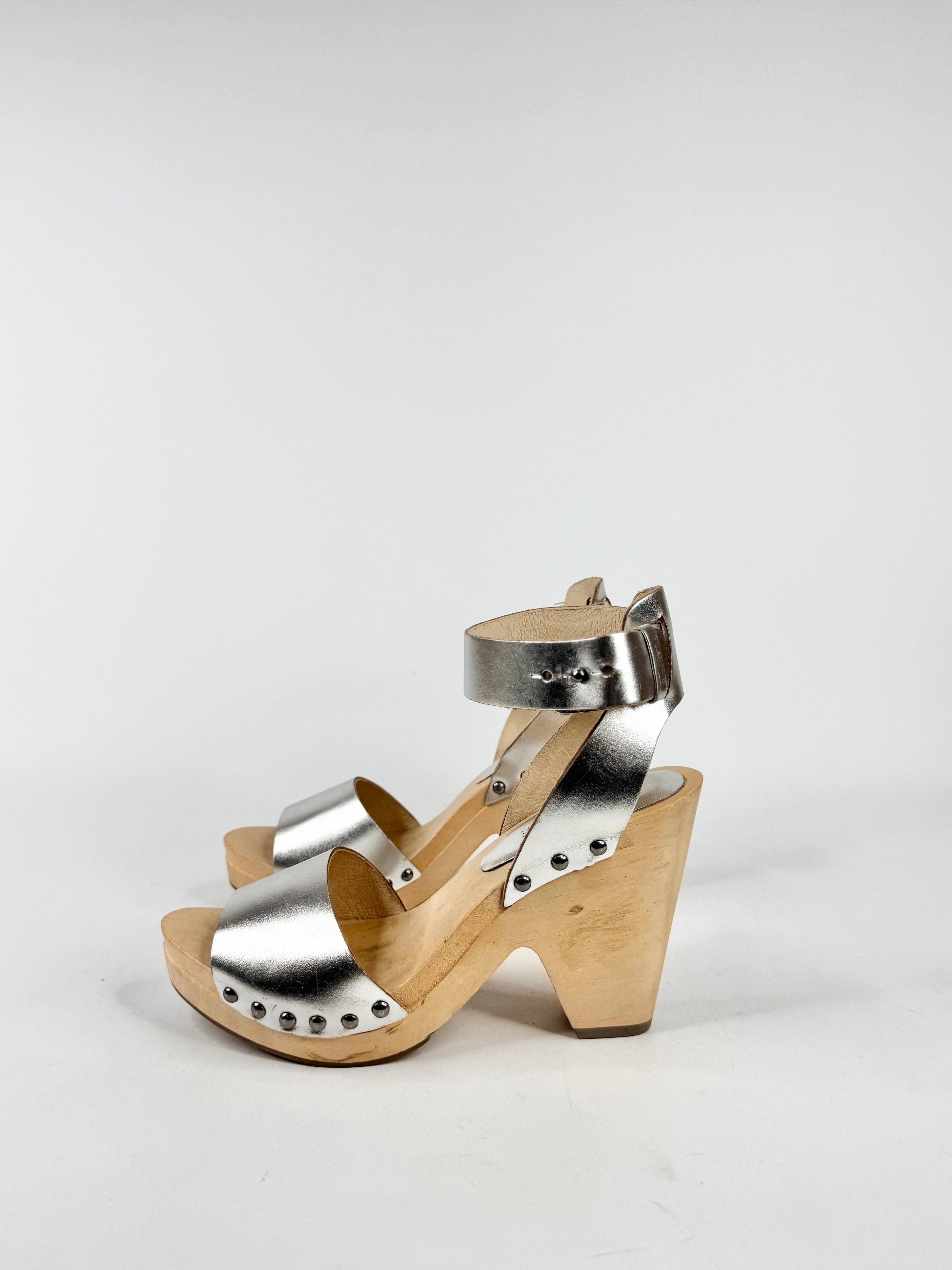 Frank/E Metallic Silver Heeled Clogs - EU37