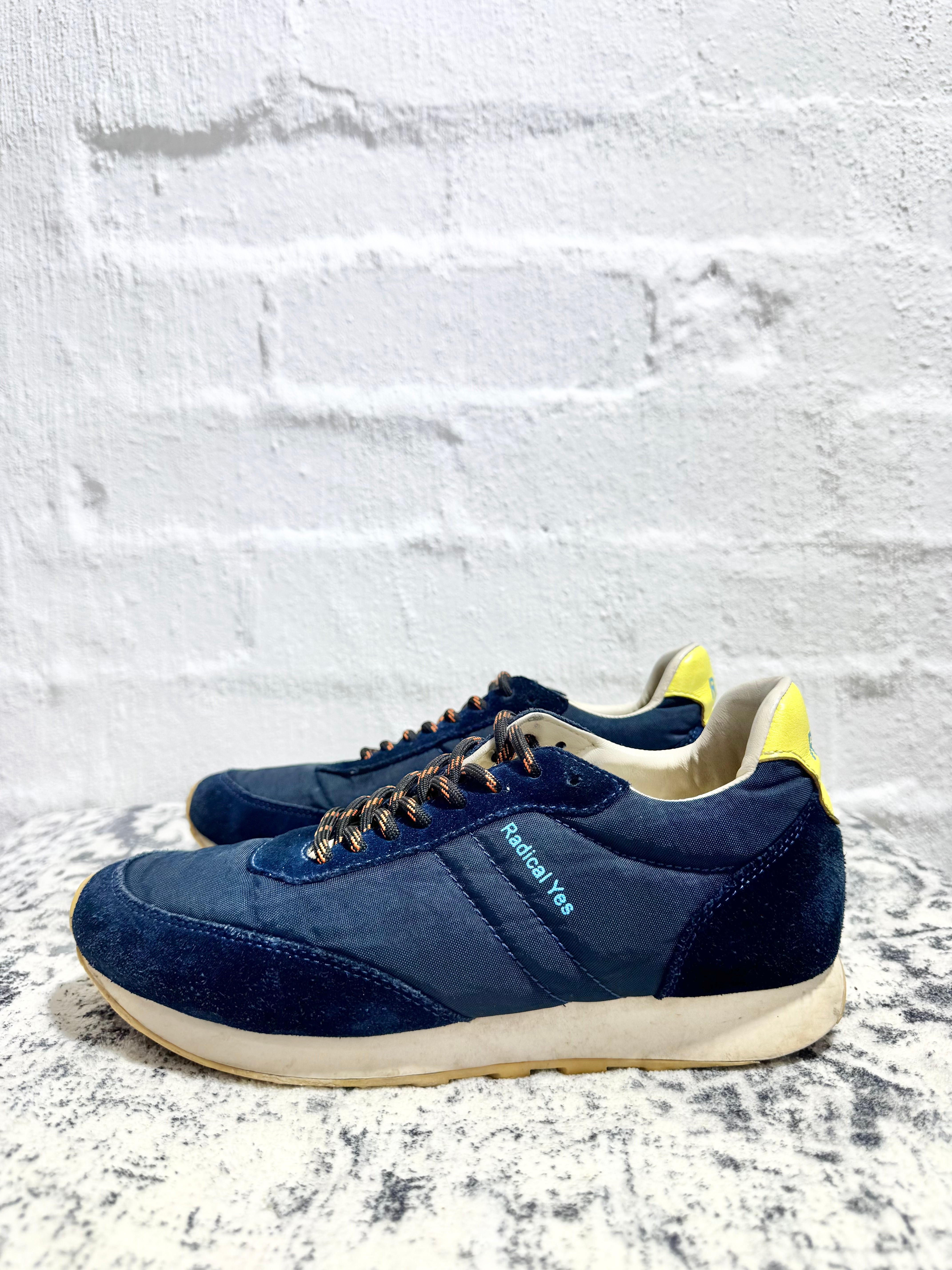 Radical Yes! Navy Sneakers - EU39
