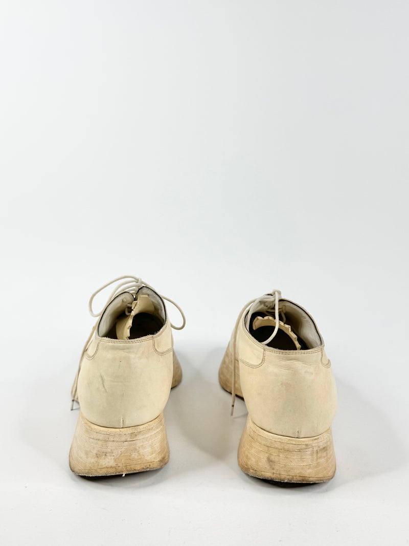 Le Yucca's Cream Platform Lace Ups - EU38