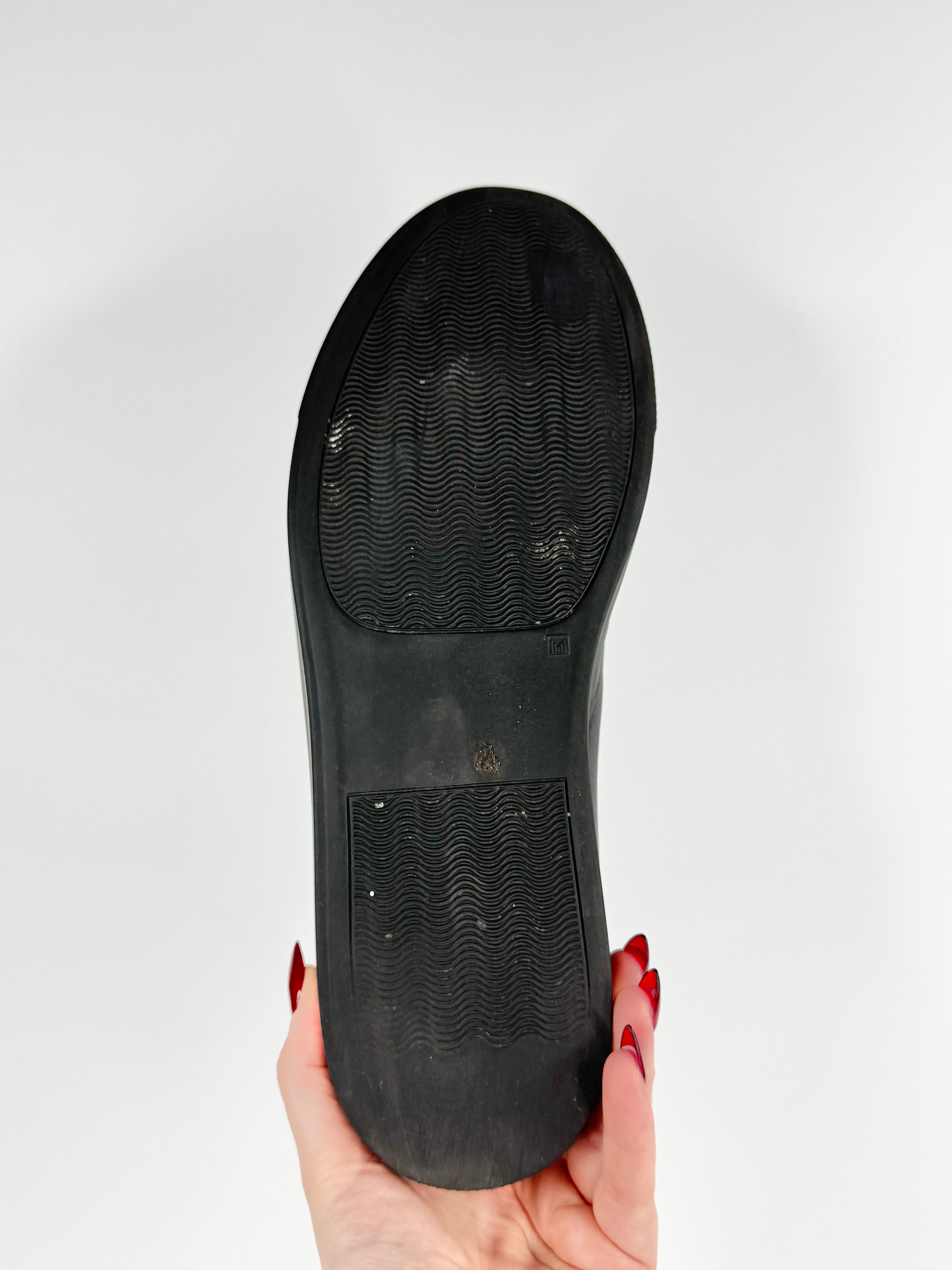 Common Projects 'Achilles' Black Low Sneaker - EU41