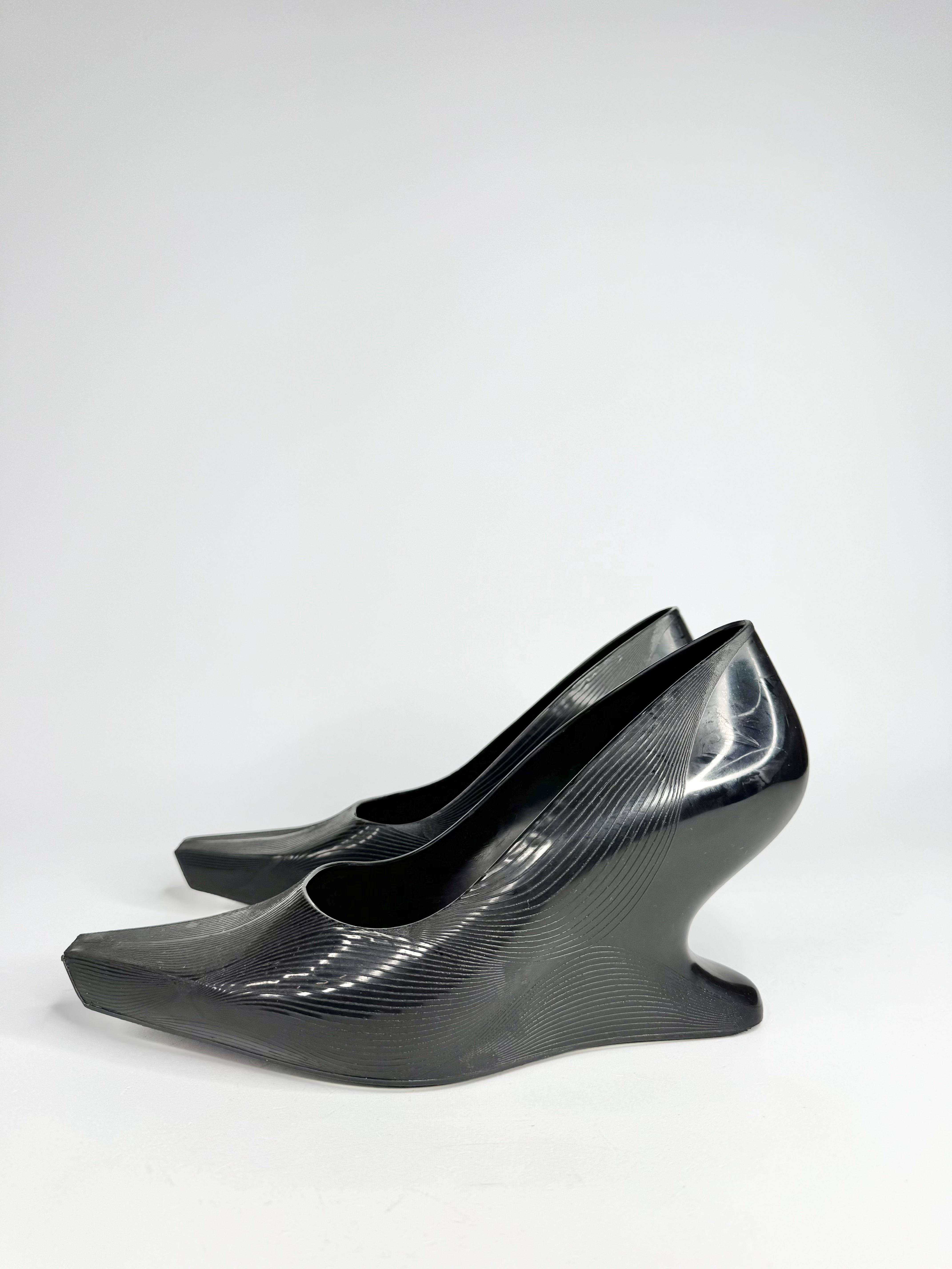 Y2K Karim Rashid x Melissa Tear Shaped Black Wedges - EU38