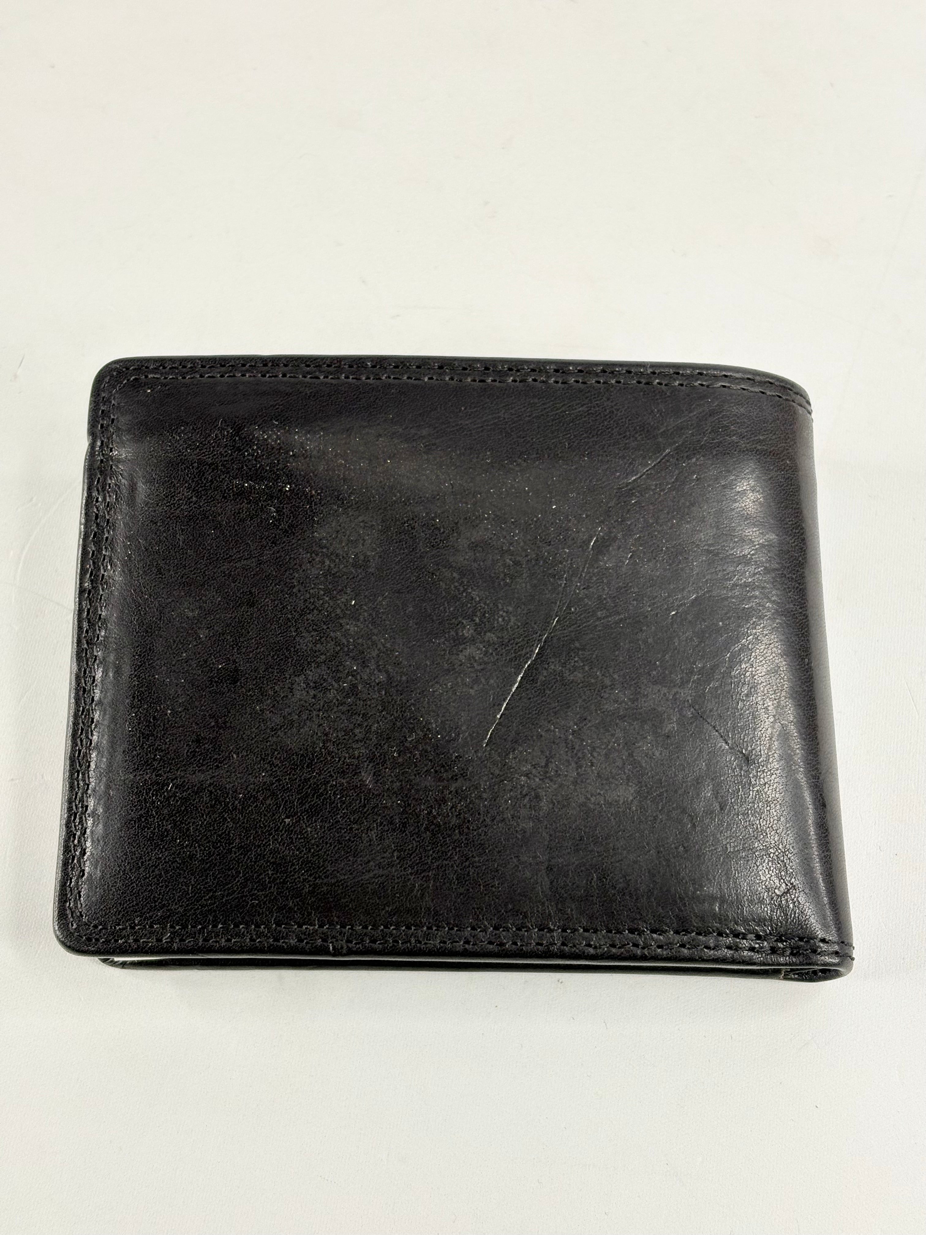 Oroton Black Leather 12CC Bifold Wallet