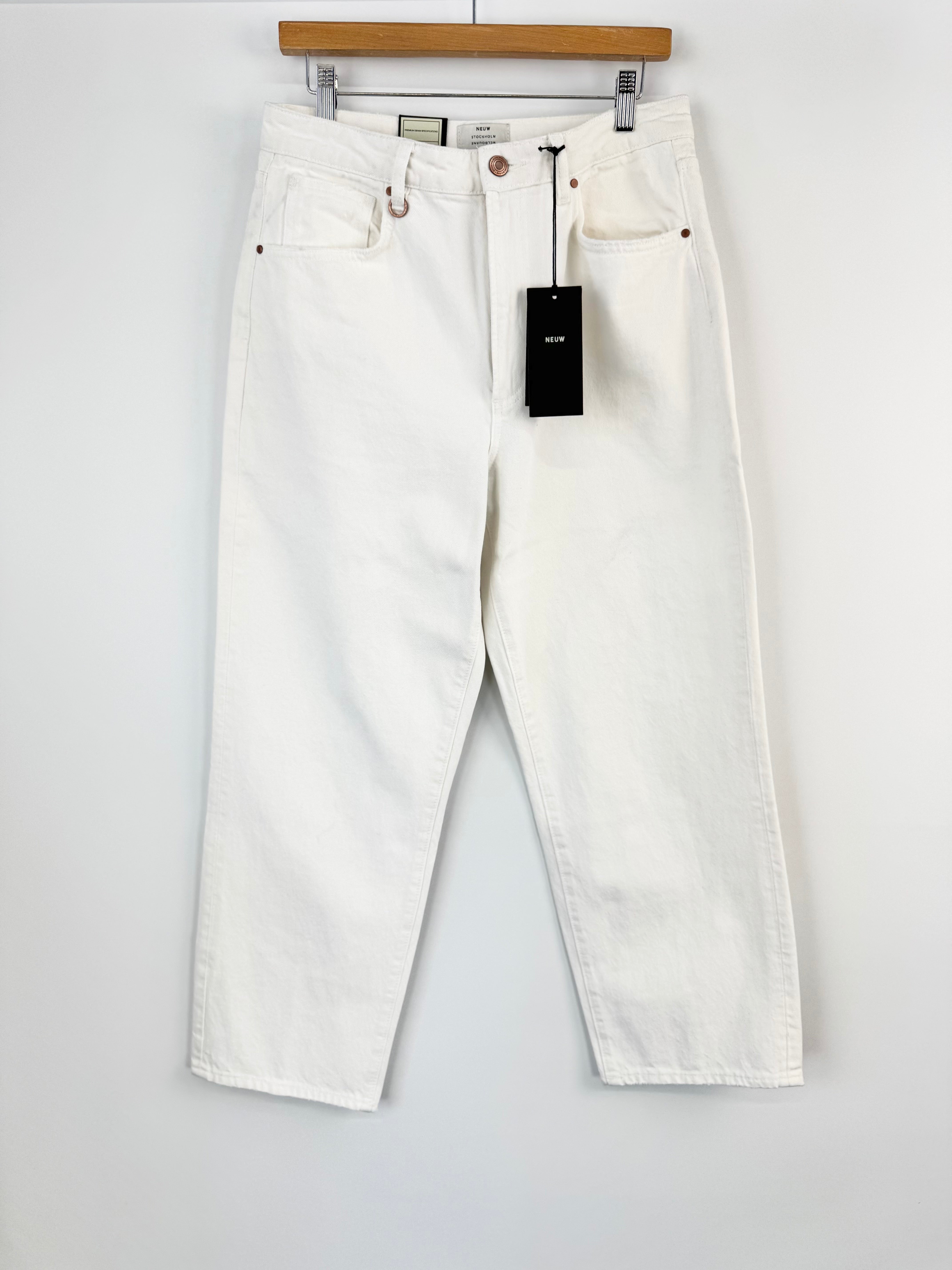 Neuw White 'Edie Straight Summer White' Jeans NWT - 31
