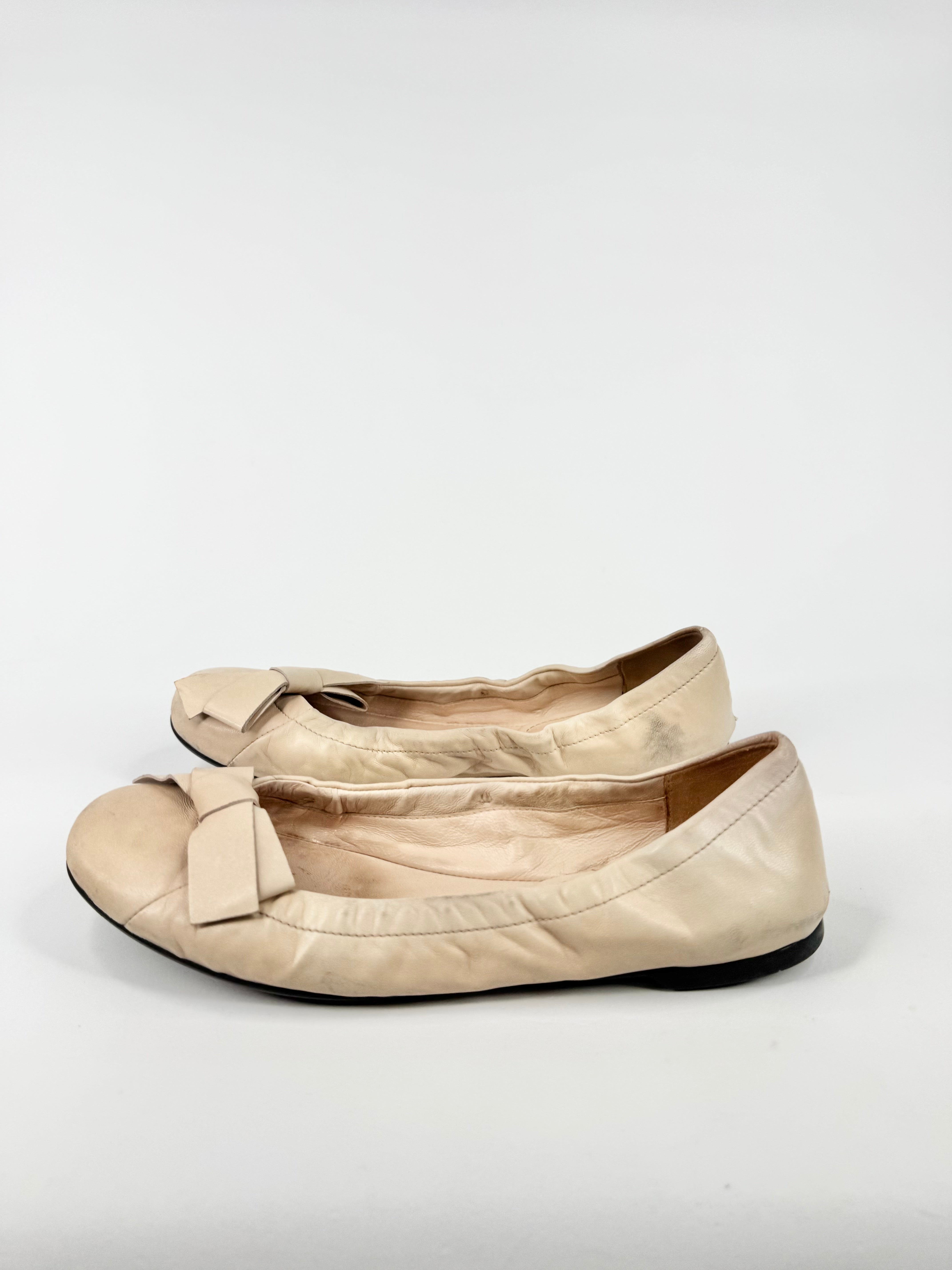 Prada Vanilla Bow Embellished Ballet Flats - EU36.5